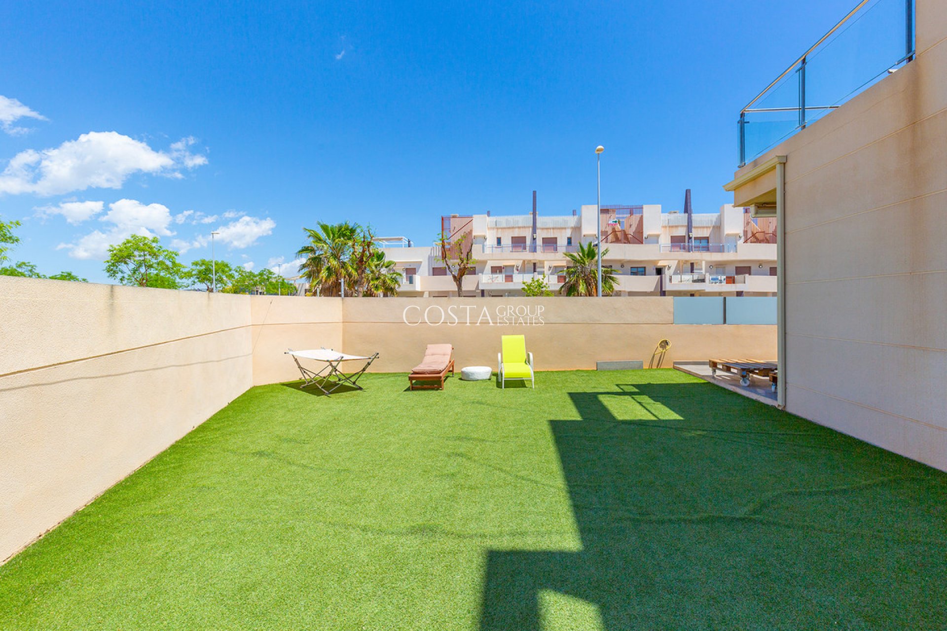 Resale - Apartments -
Pilar de la Horadada - Torre De La Horadada