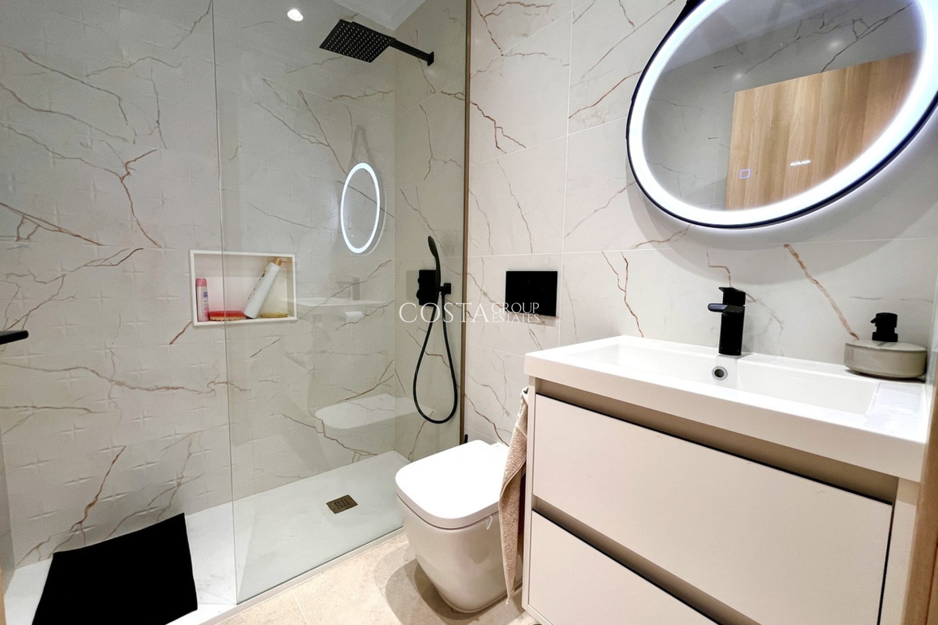 Resale - Apartments -
Pilar de la Horadada - Torre De La Horadada