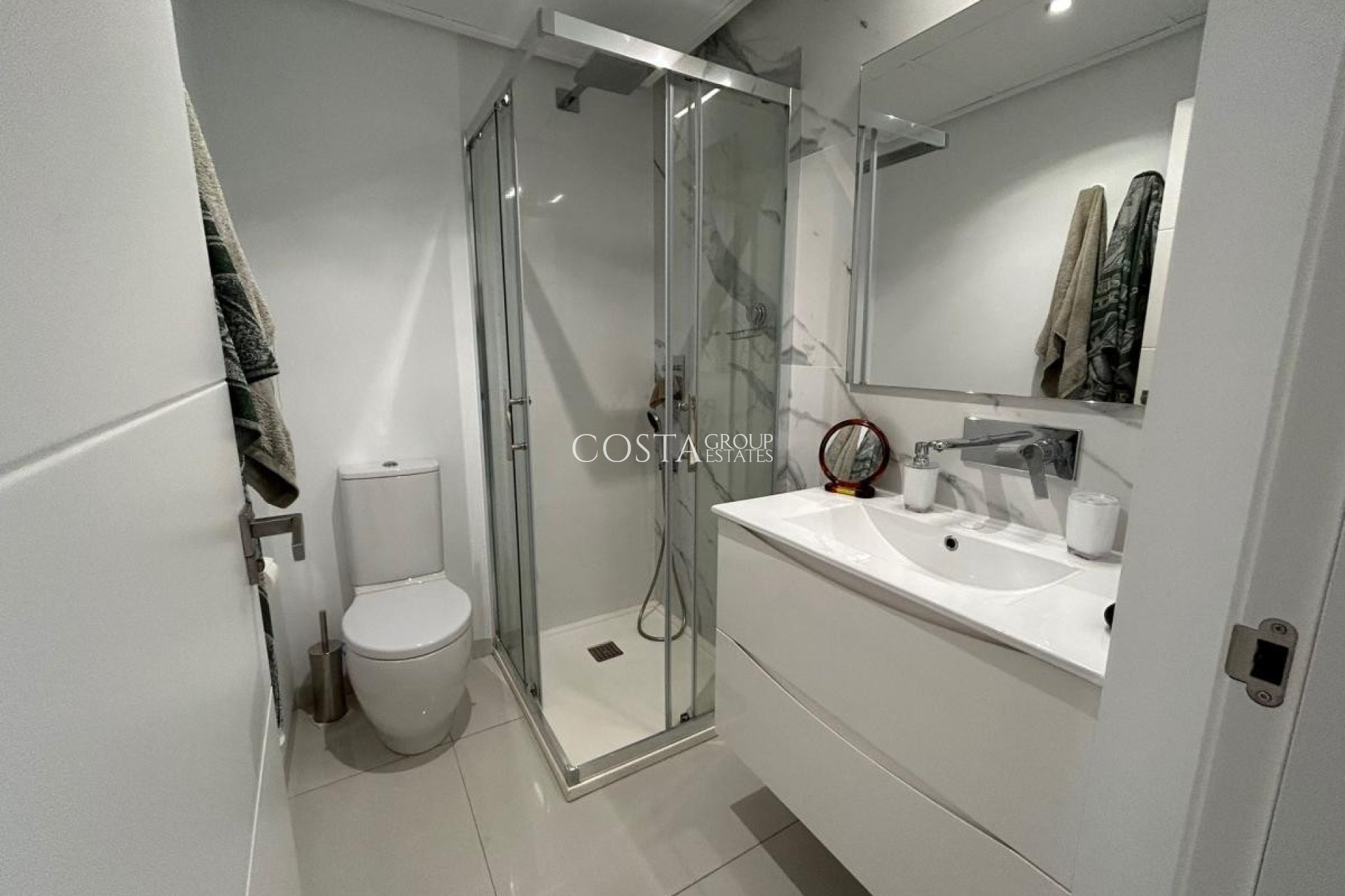 Resale - Apartments -
Pilar de la Horadada - Torre De La Horadada