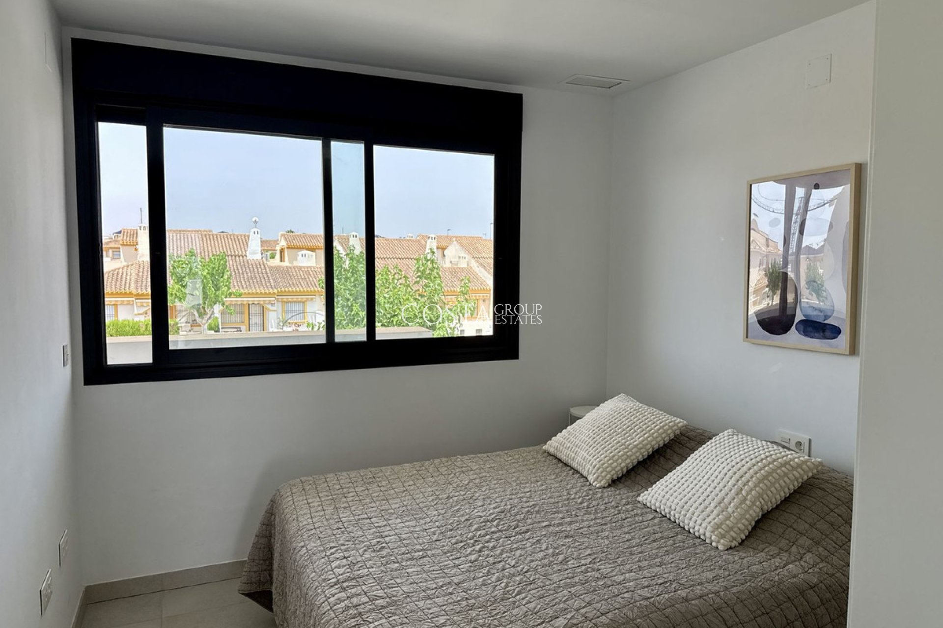 Resale - Apartments -
Pilar de la Horadada - Torre De La Horadada