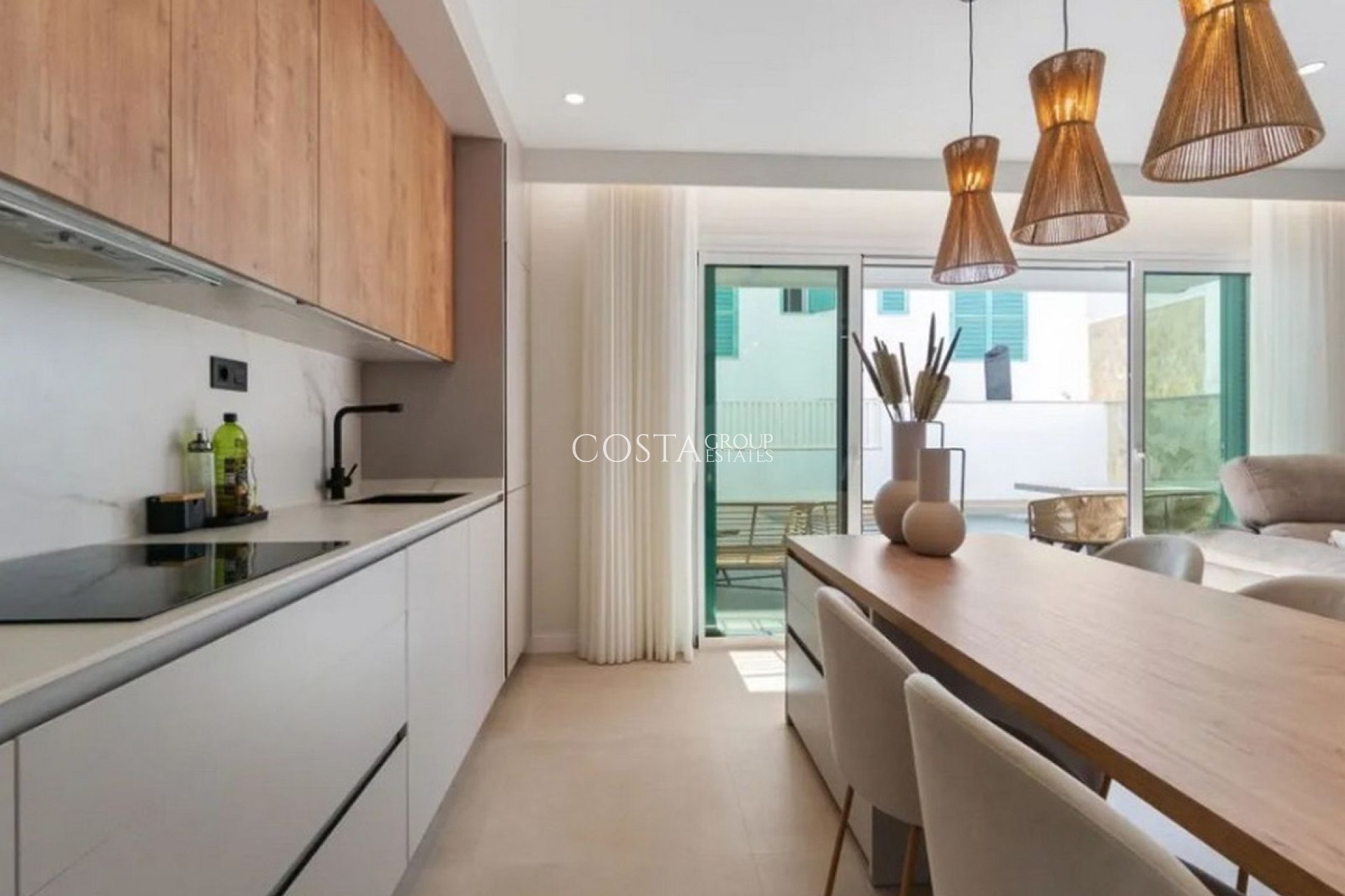 Resale - Apartments -
Pilar de la Horadada - Torre De La Horadada