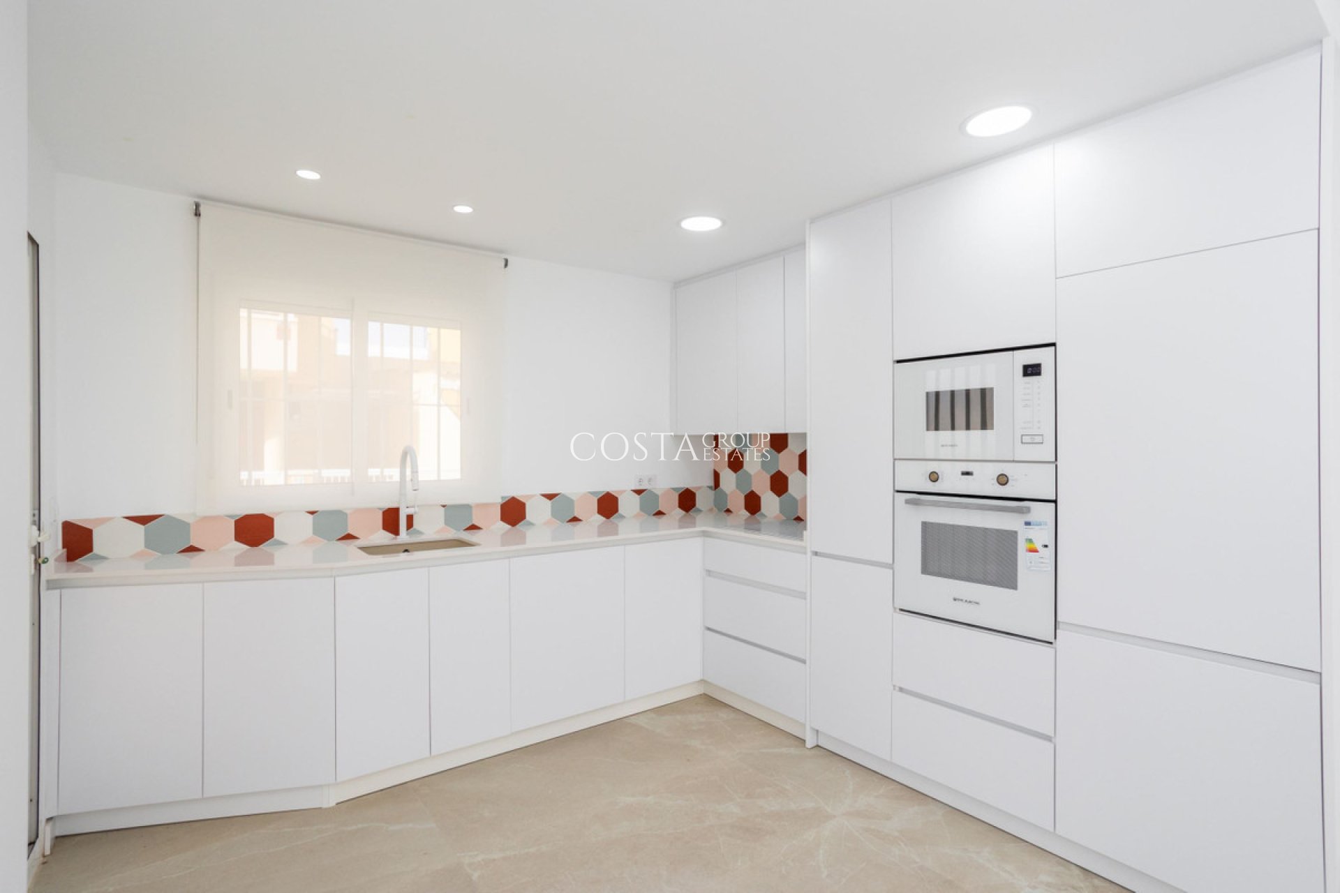 Resale - Apartments -
Pilar de la Horadada - Torre De La Horadada