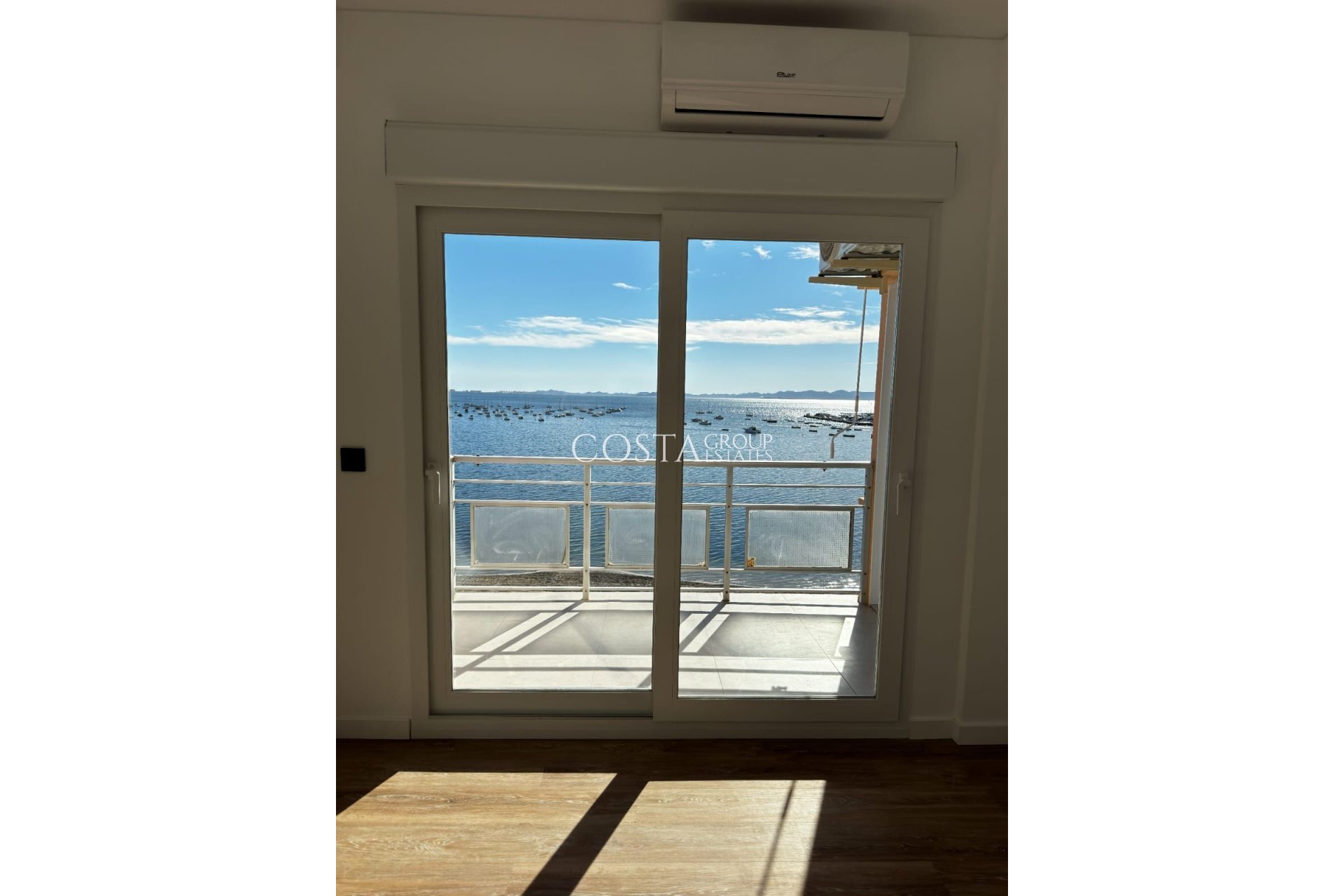 Resale - Apartments -
Pilar de la Horadada - Torre De La Horadada