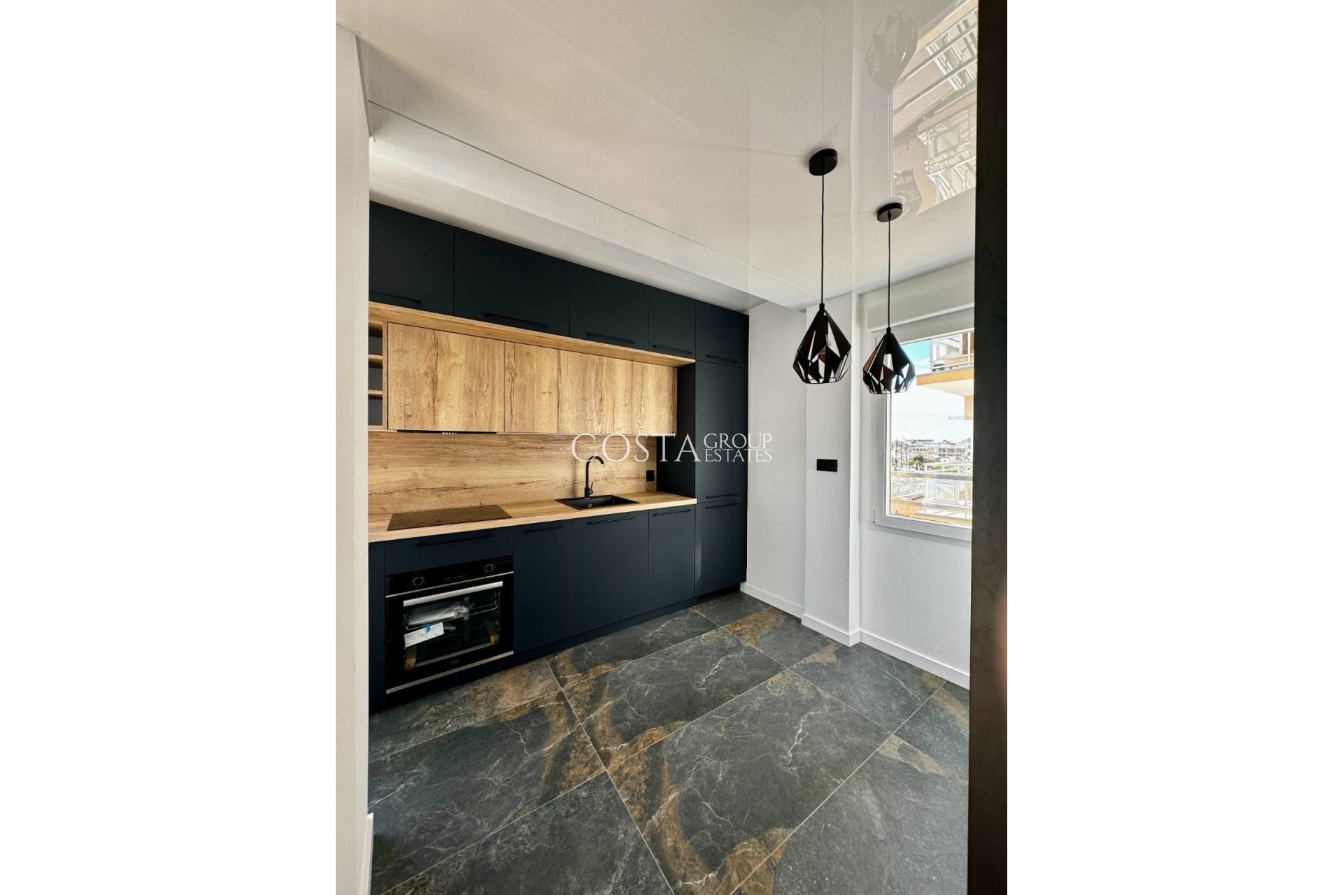 Resale - Apartments -
Pilar de la Horadada - Torre De La Horadada