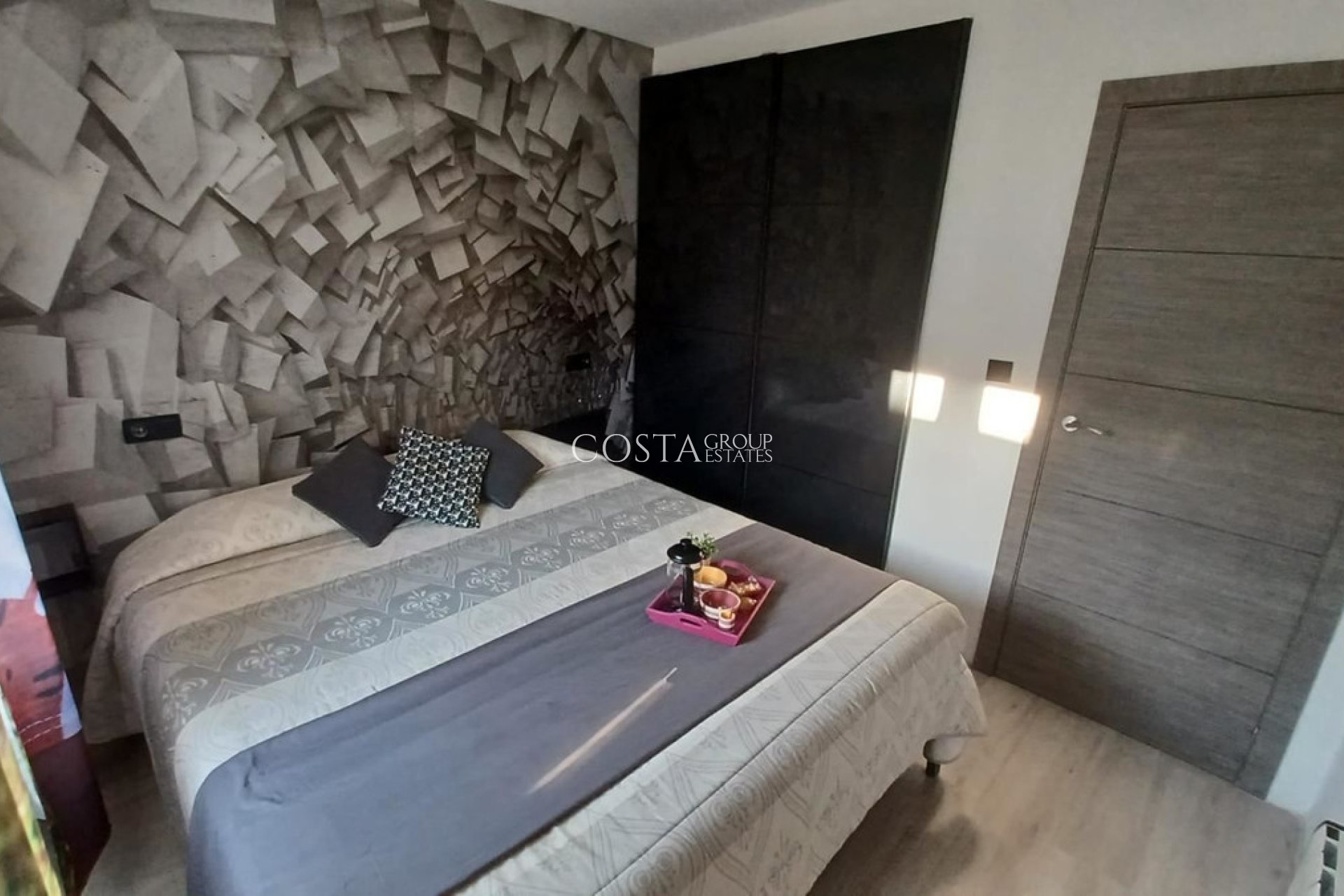 Resale - Apartments -
Pilar de la Horadada - Torre De La Horadada