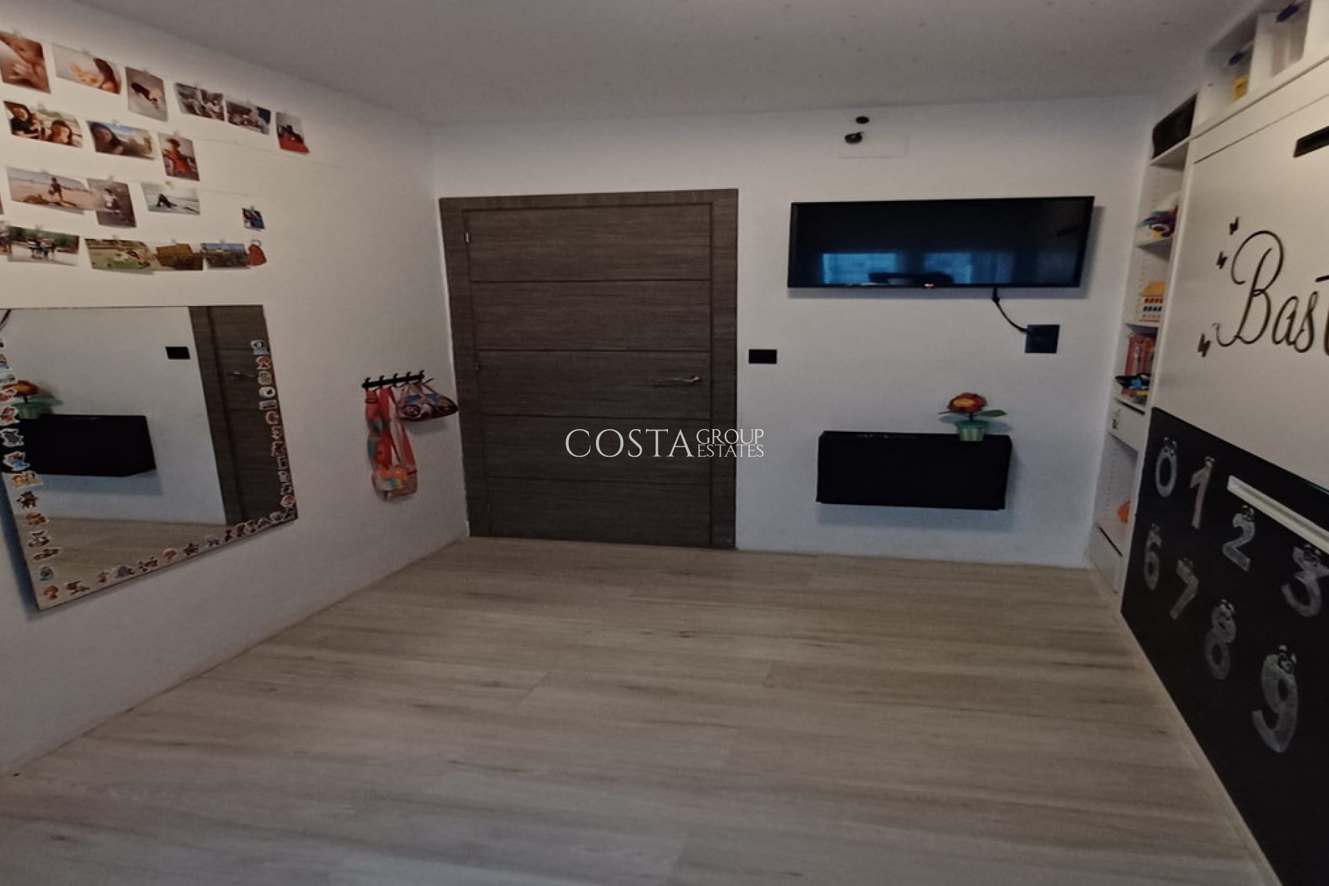 Resale - Apartments -
Pilar de la Horadada - Torre De La Horadada