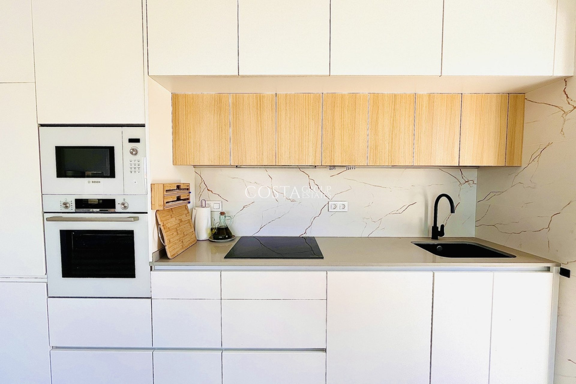 Resale - Apartments -
Pilar de la Horadada - Torre De La Horadada