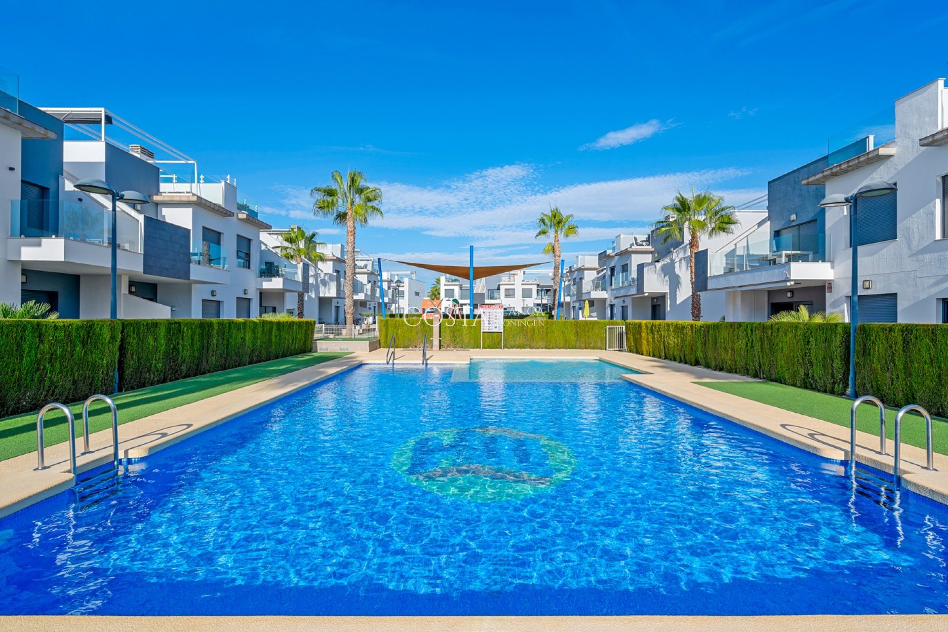 Resale - Apartments -
Pilar de la Horadada