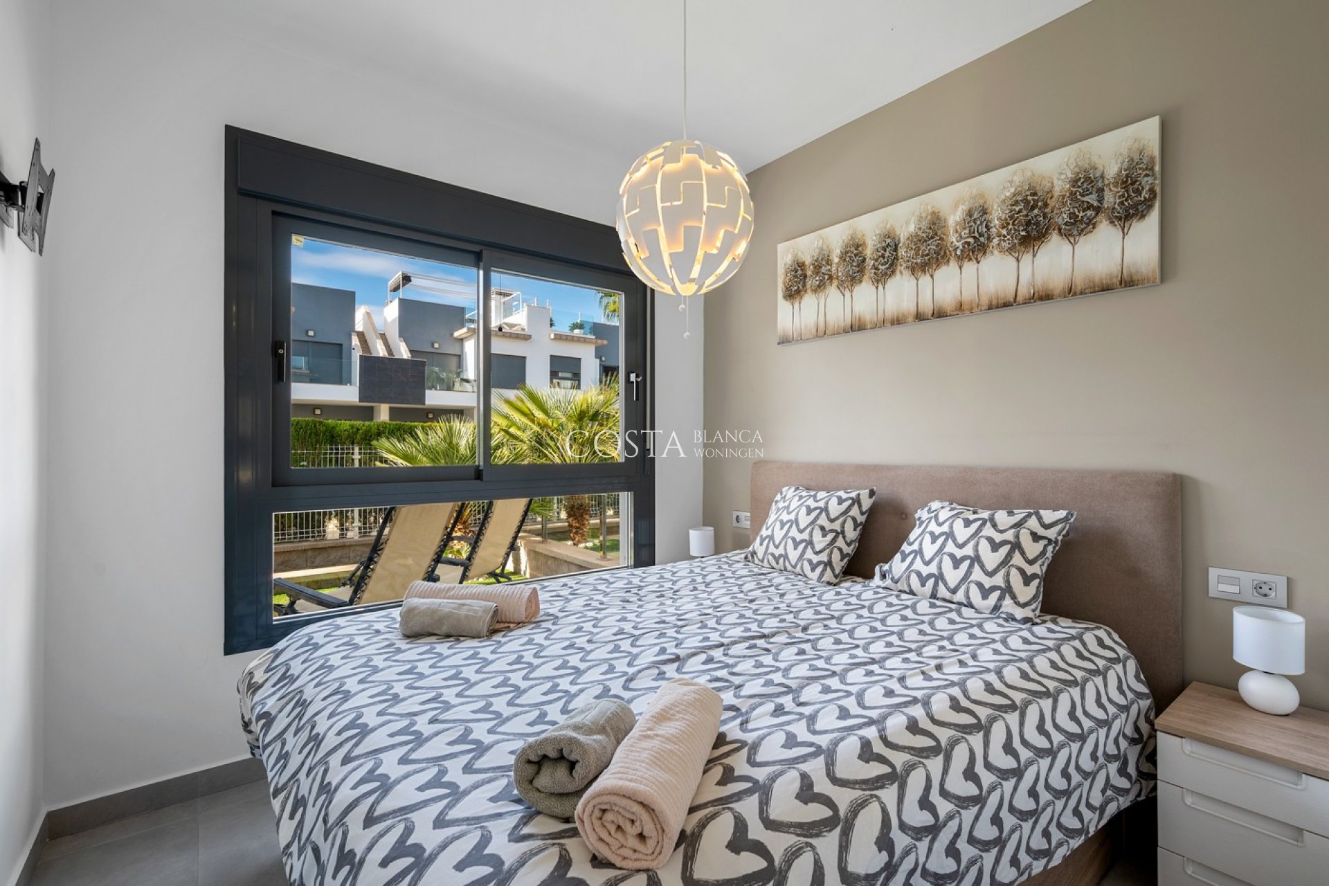 Resale - Apartments -
Pilar de la Horadada