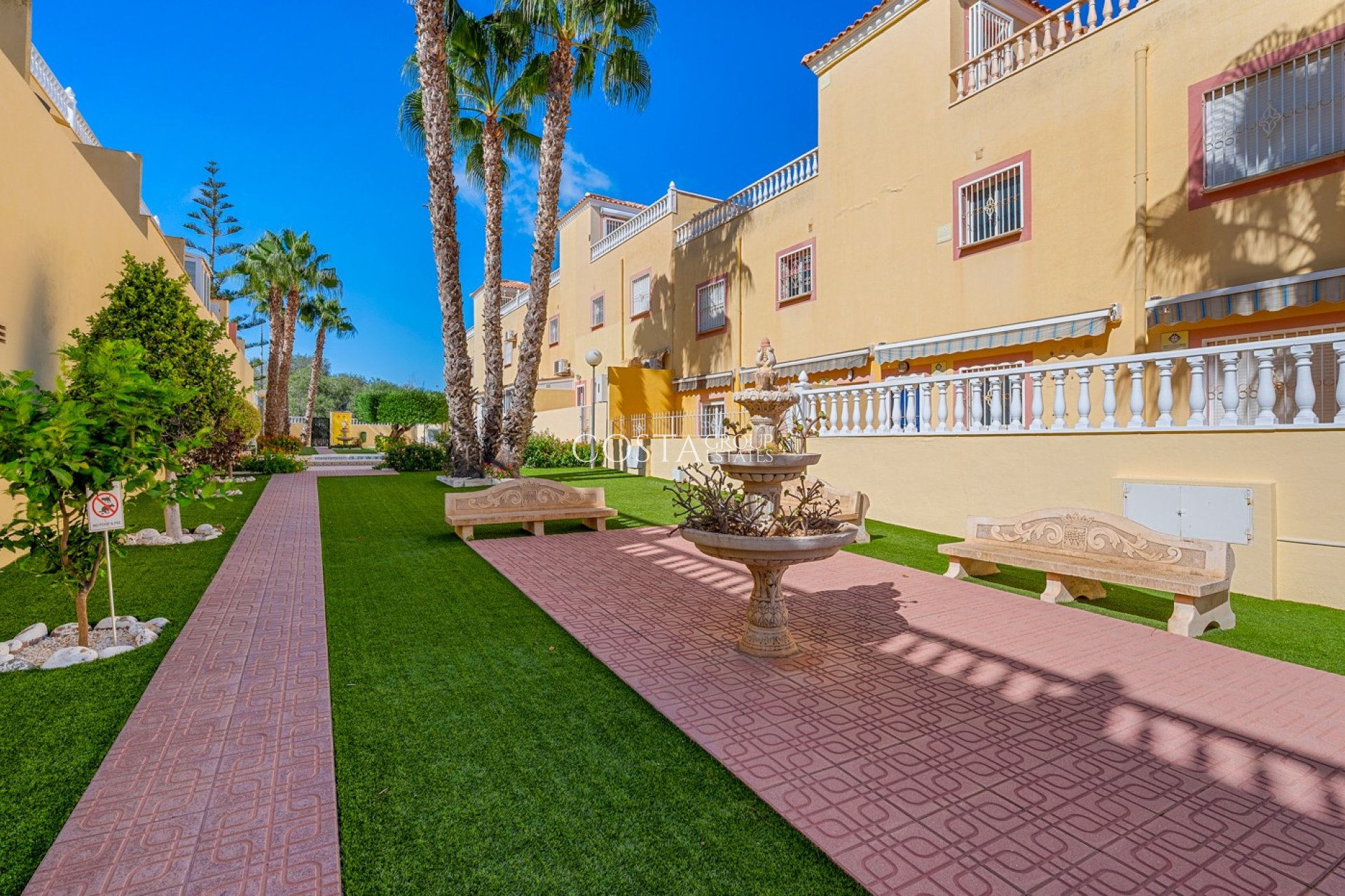 Resale - Apartments -
San Miguel de Salinas - Orihuela Costa