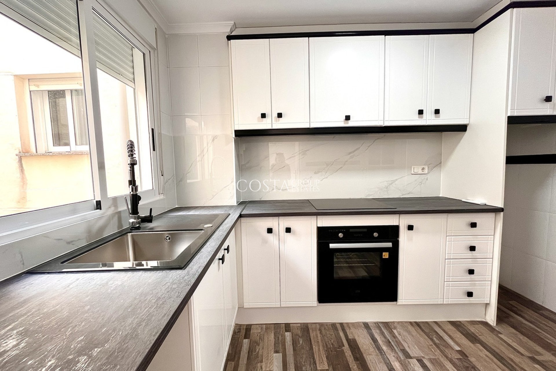 Resale - Apartments -
San Miguel de Salinas - San Miguel de Salinas Centro