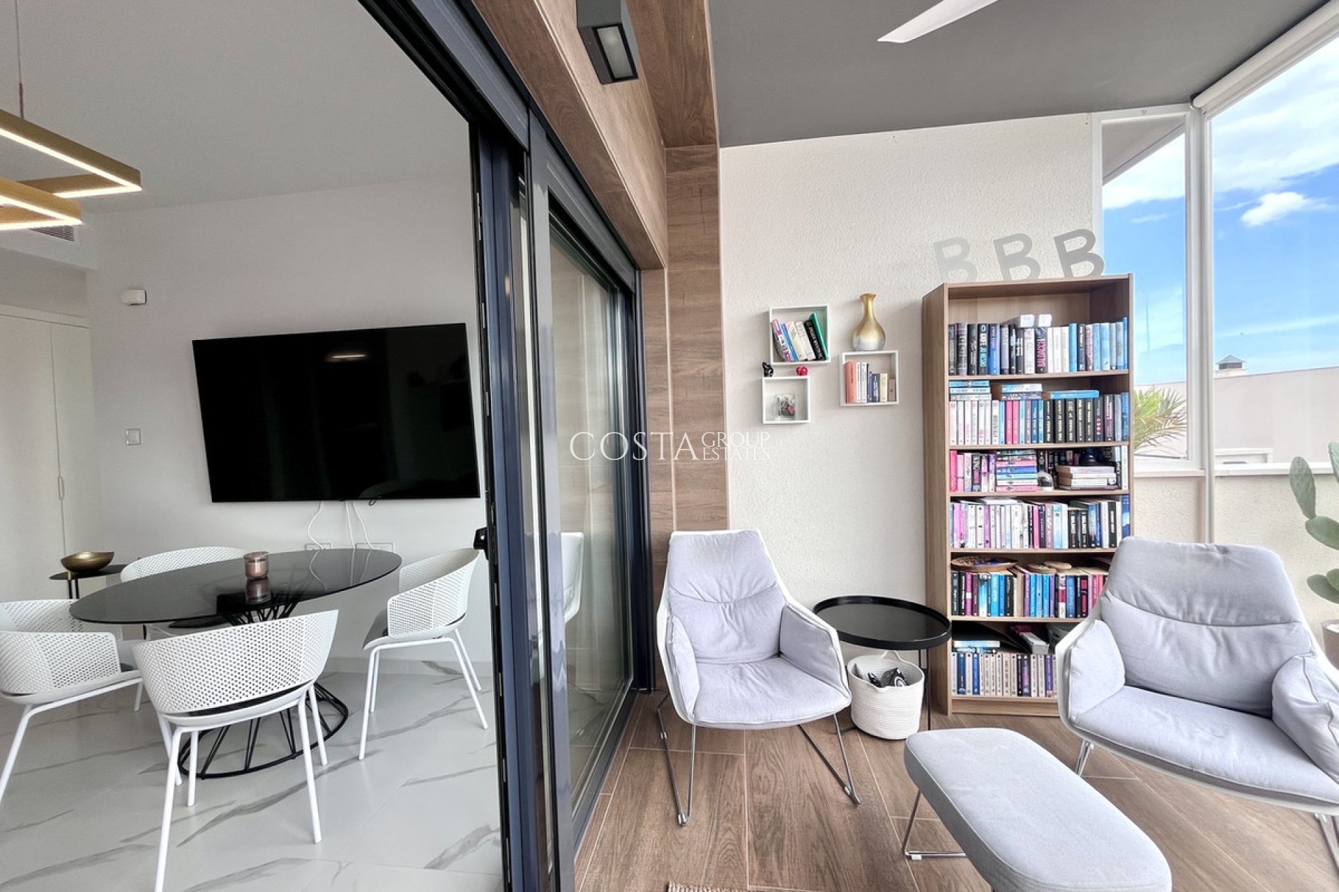 Resale - Apartments -
San Miguel de Salinas - San Miguel de Salinas Centro