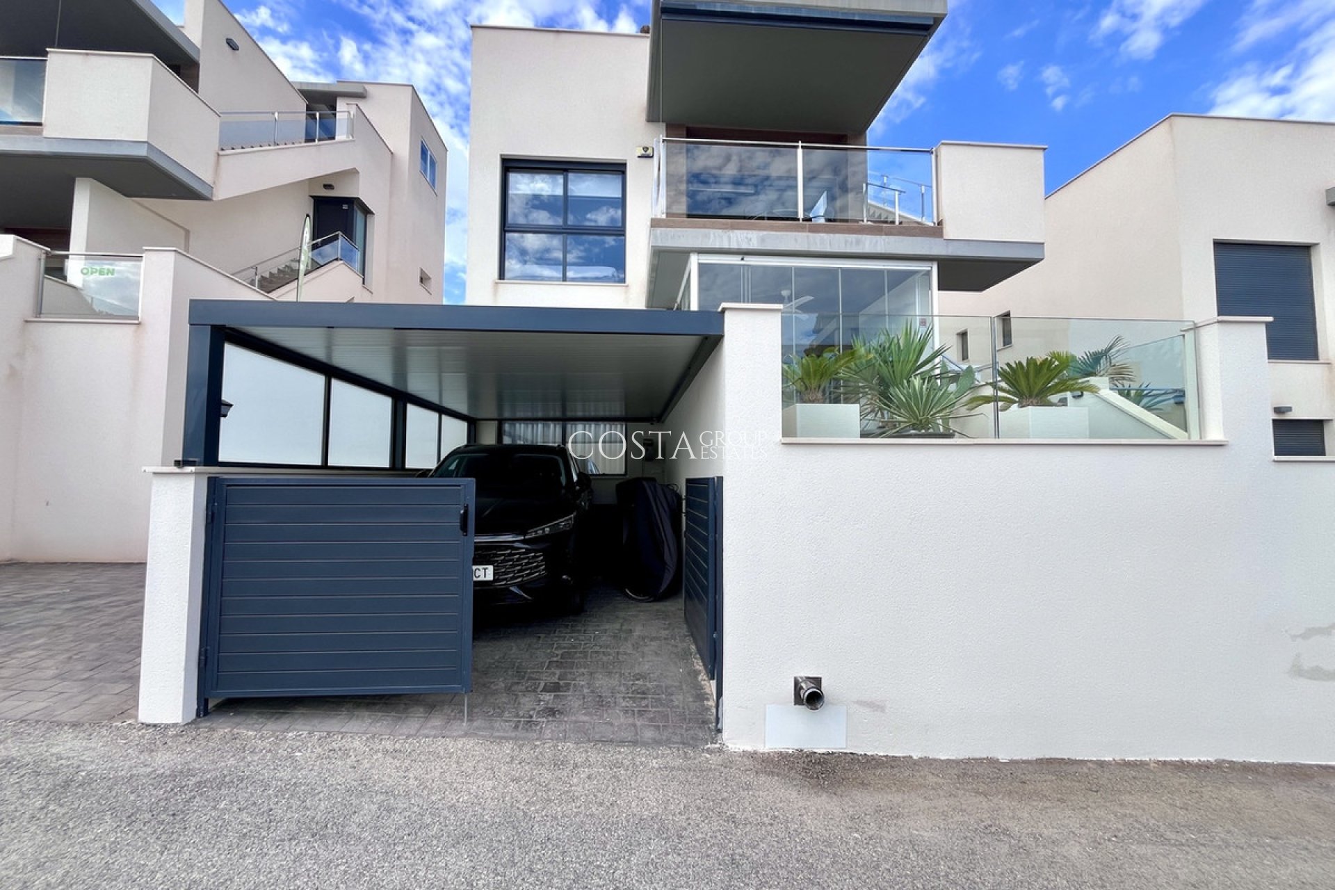 Resale - Apartments -
San Miguel de Salinas - San Miguel de Salinas Centro