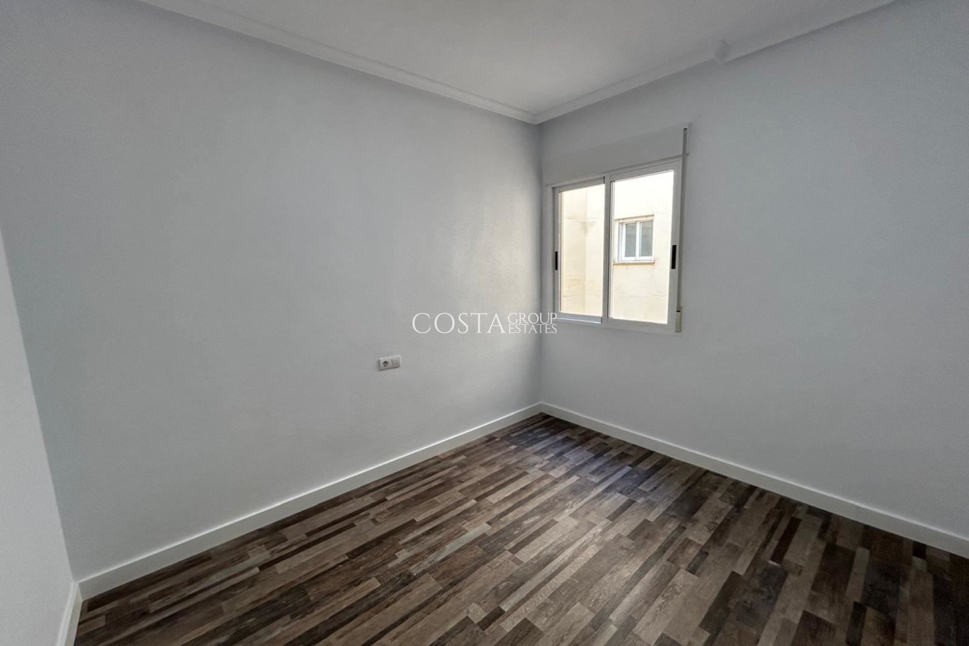 Resale - Apartments -
San Miguel de Salinas - San Miguel de Salinas Centro