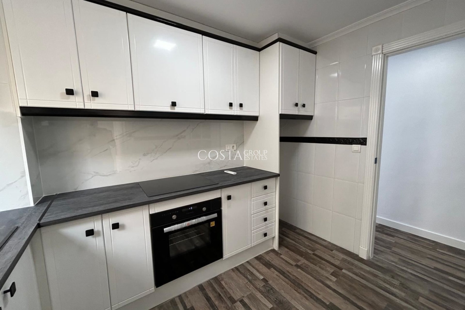 Resale - Apartments -
San Miguel de Salinas - San Miguel de Salinas Centro