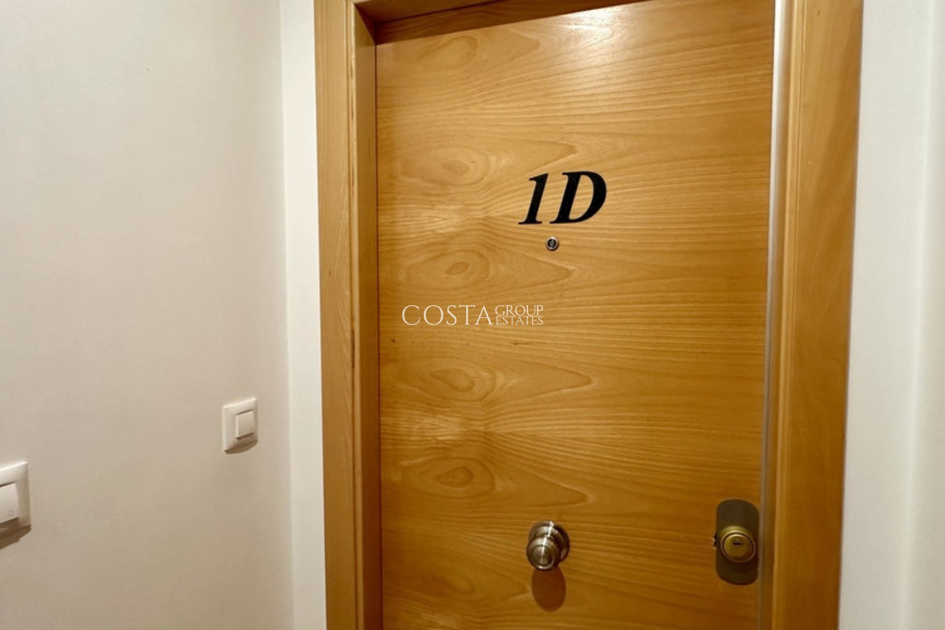 Resale - Apartments -
San Miguel de Salinas - San Miguel de Salinas Centro