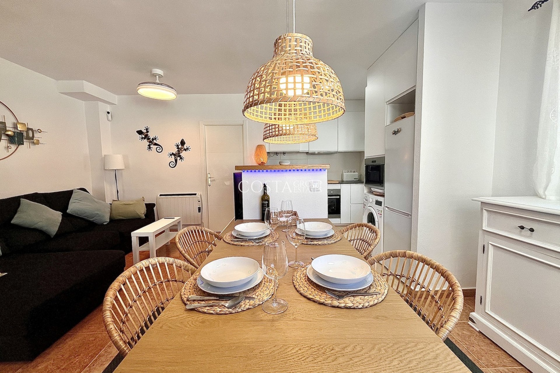 Resale - Apartments -
San Miguel de Salinas - San Miguel de Salinas Centro