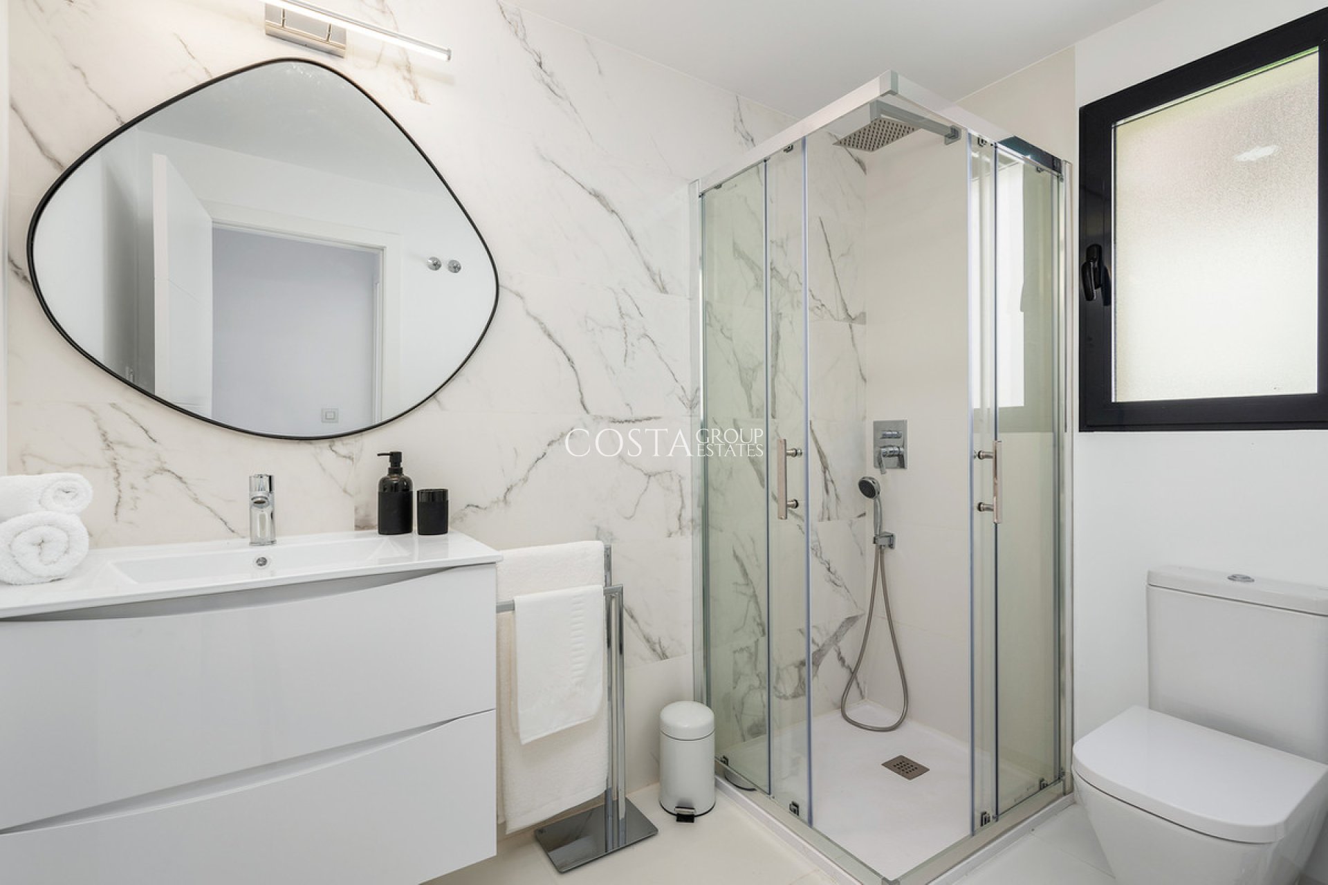 Resale - Apartments -
San Miguel de Salinas - San Miguel de Salinas Centro