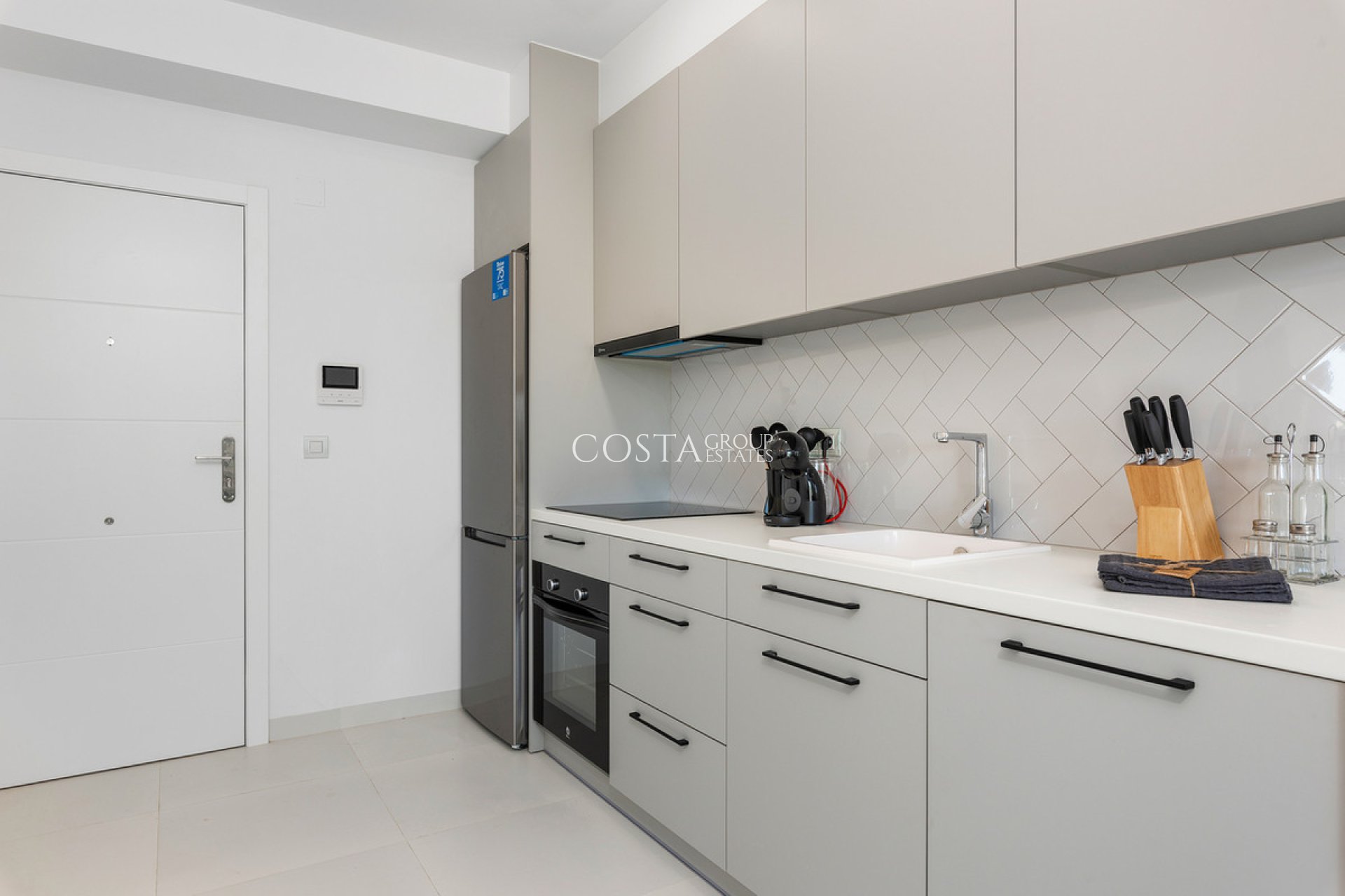 Resale - Apartments -
San Miguel de Salinas - San Miguel de Salinas Centro