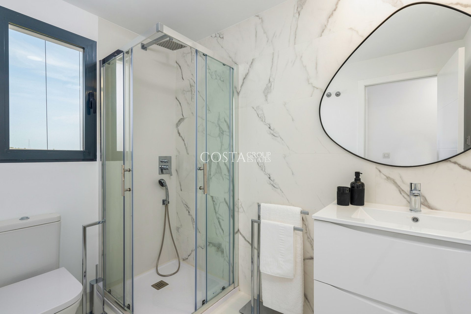 Resale - Apartments -
San Miguel de Salinas - San Miguel de Salinas Centro