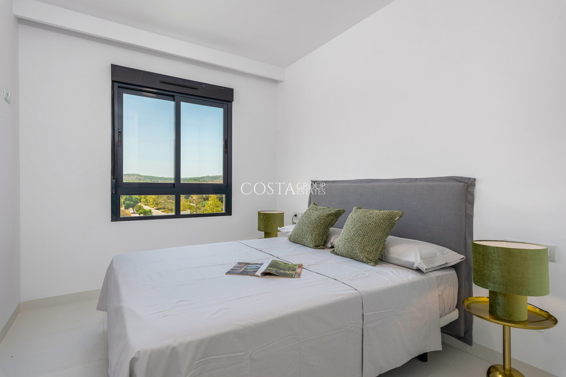 Resale - Apartments -
San Miguel de Salinas - San Miguel de Salinas Centro