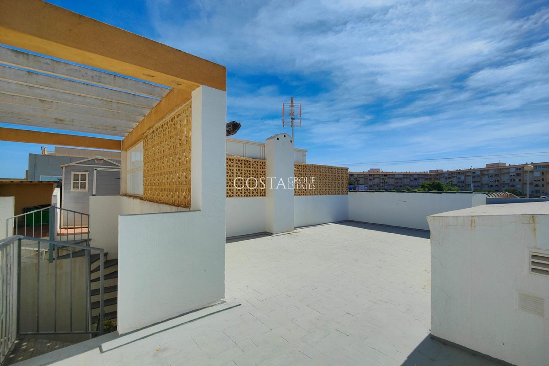 Resale - Apartments -
Torrevieja - El Acequión - Los Náufragos