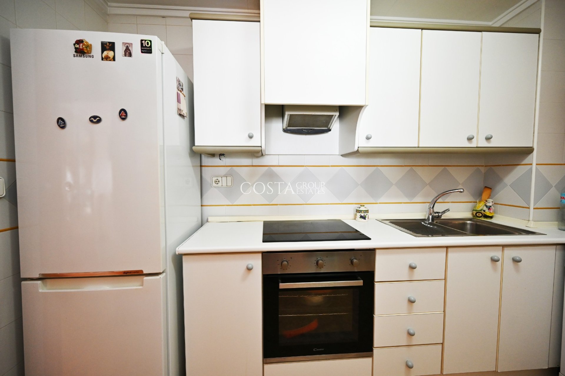 Resale - Apartments -
Torrevieja - La Mata