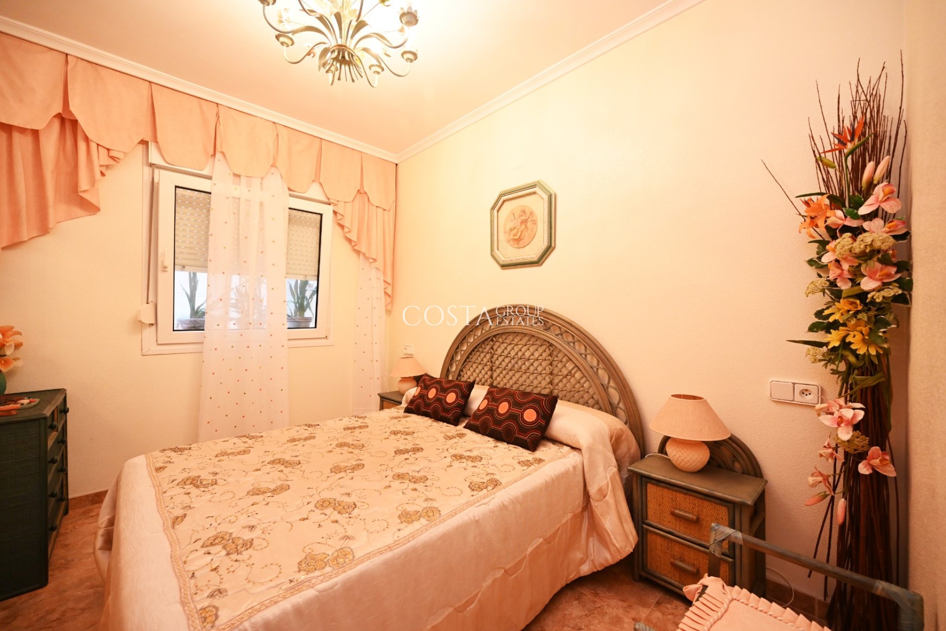 Resale - Apartments -
Torrevieja - La Mata