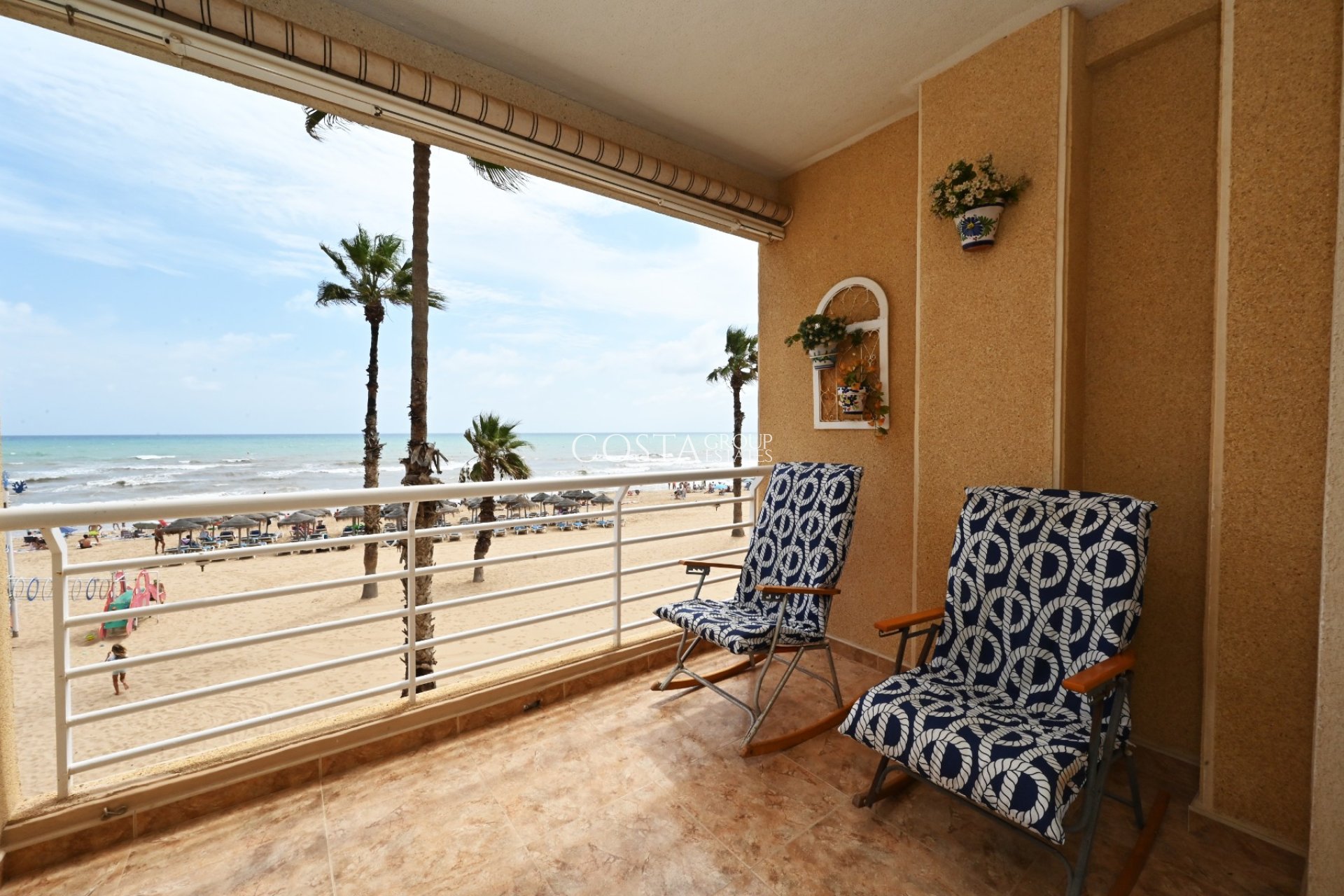 Resale - Apartments -
Torrevieja - La Mata
