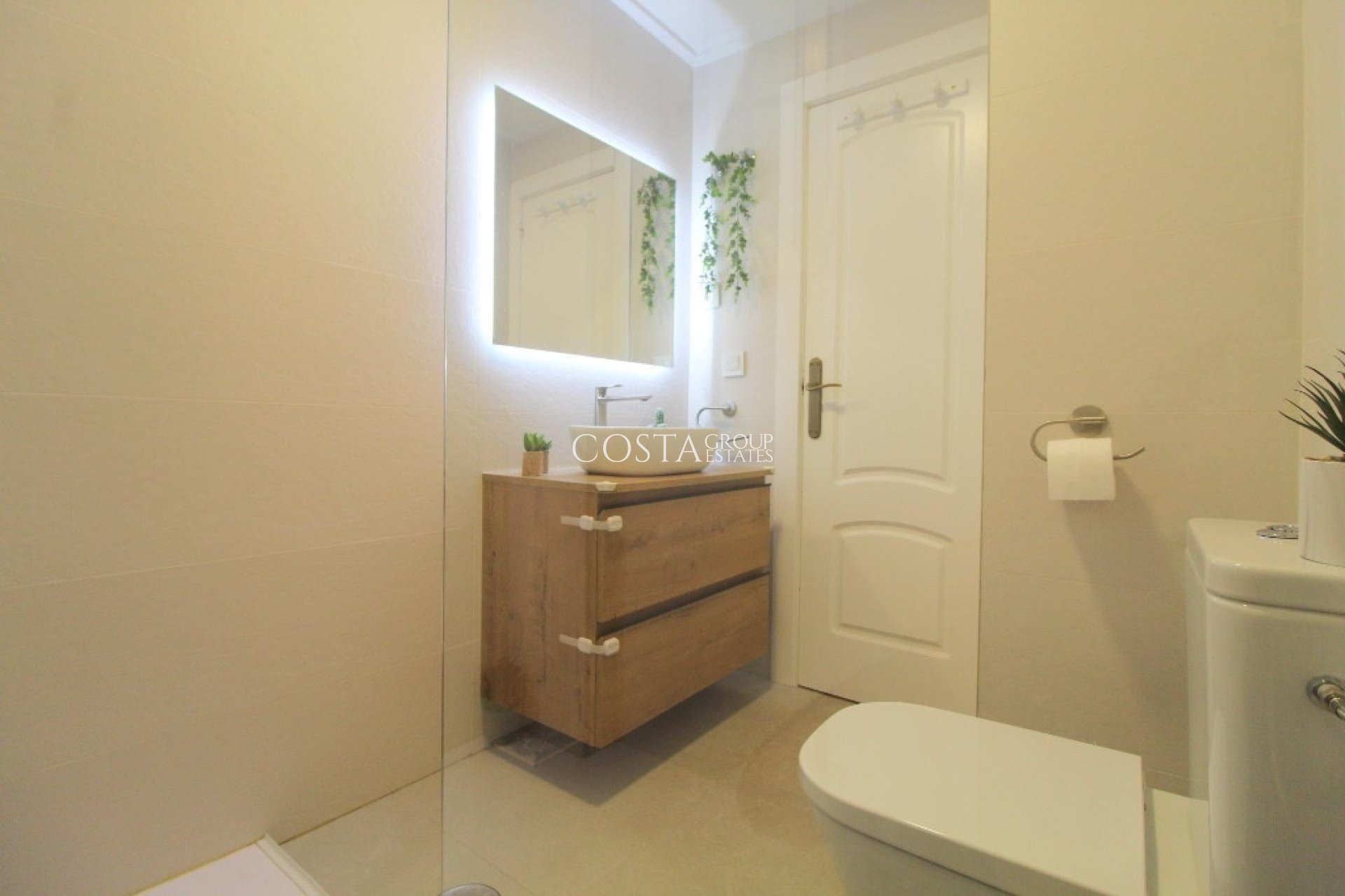 Resale - Apartments -
Torrevieja - La Veleta