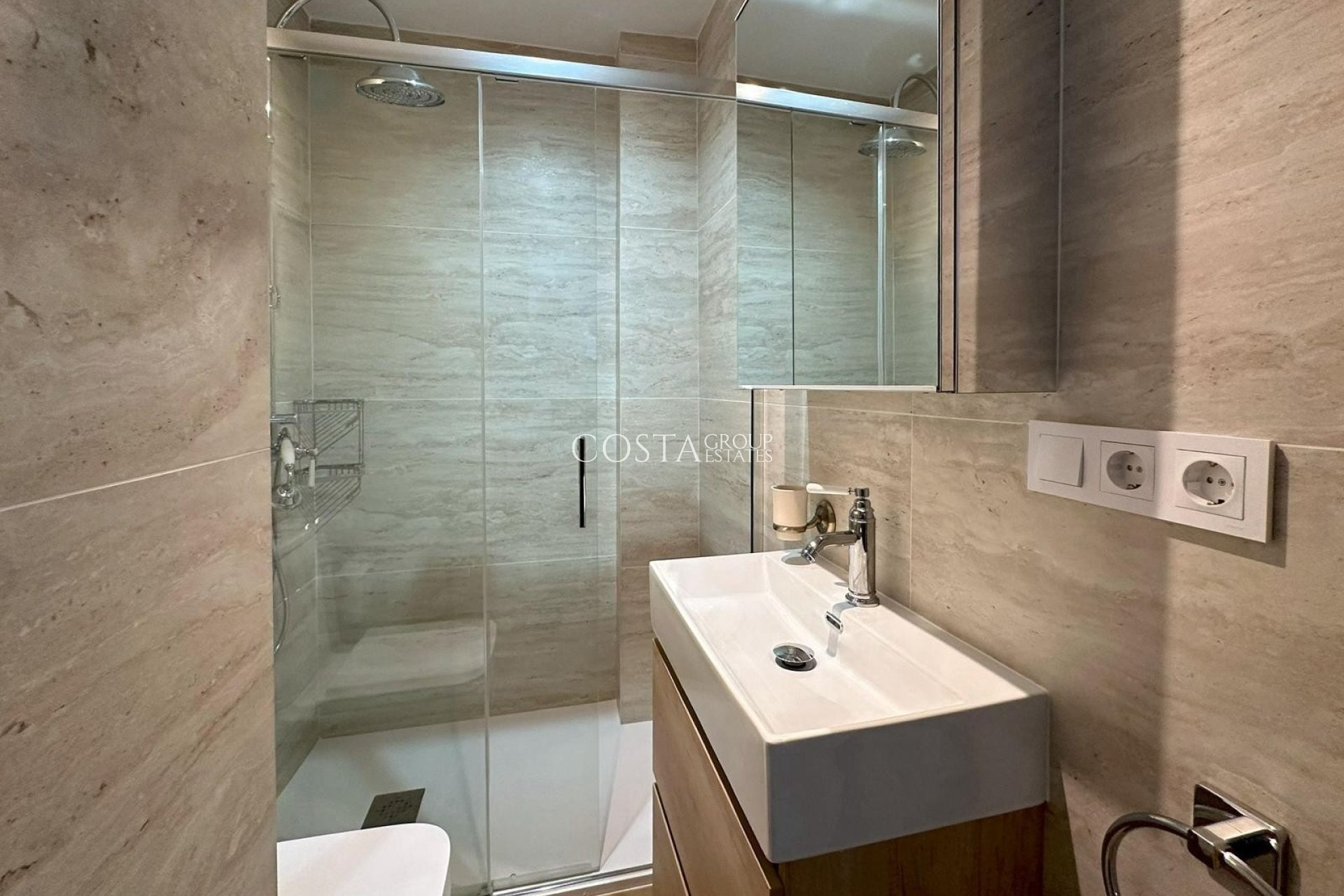 Resale - Apartments -
Torrevieja - Playa del Cura