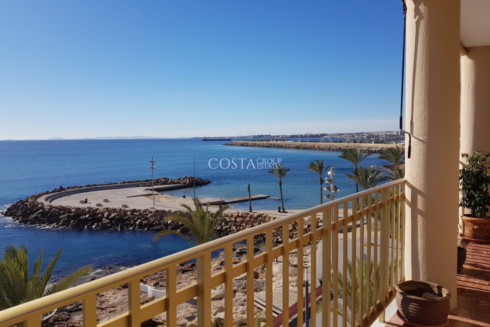 Resale - Apartments -
Torrevieja - Playa del Cura