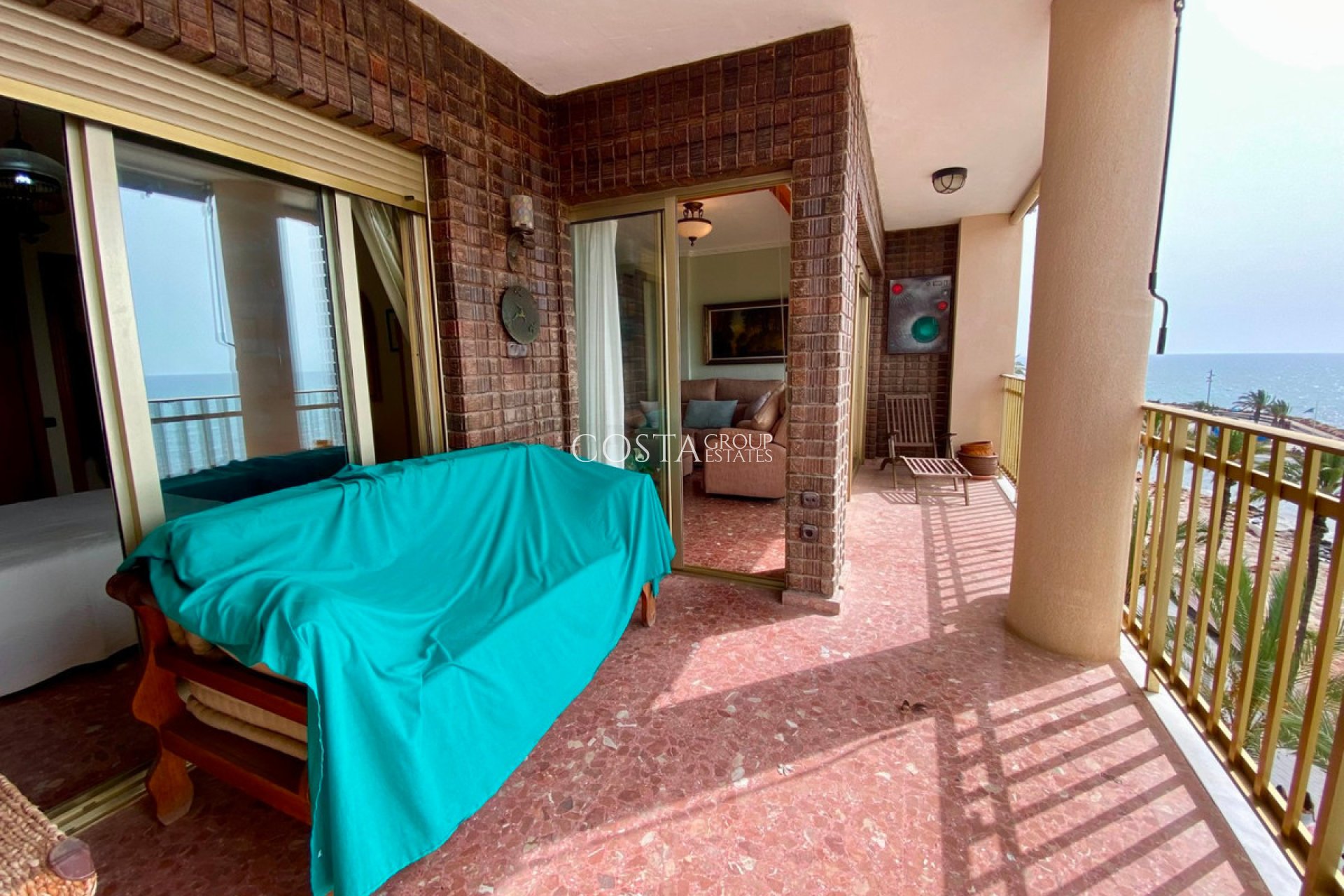 Resale - Apartments -
Torrevieja - Playa del Cura