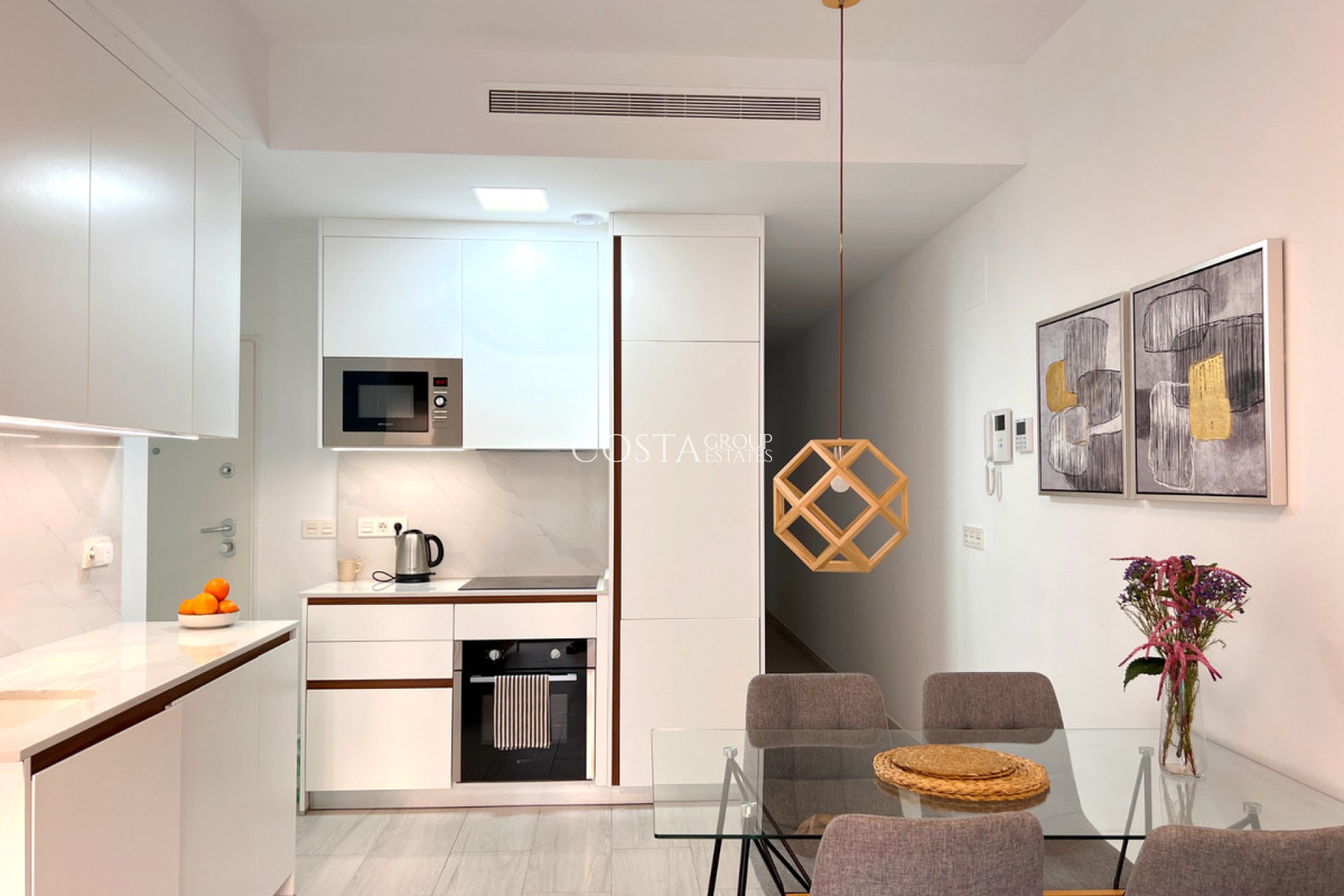 Resale - Apartments -
Torrevieja - Playa del Cura