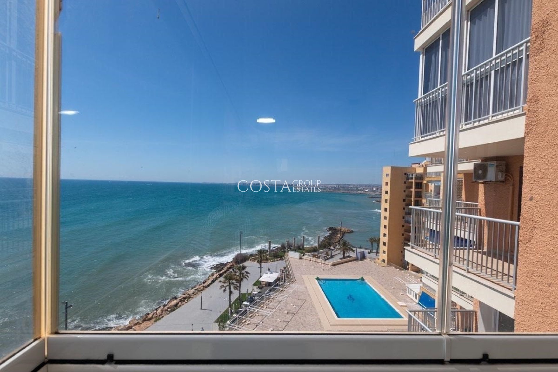 Resale - Apartments -
Torrevieja - Playa del Cura