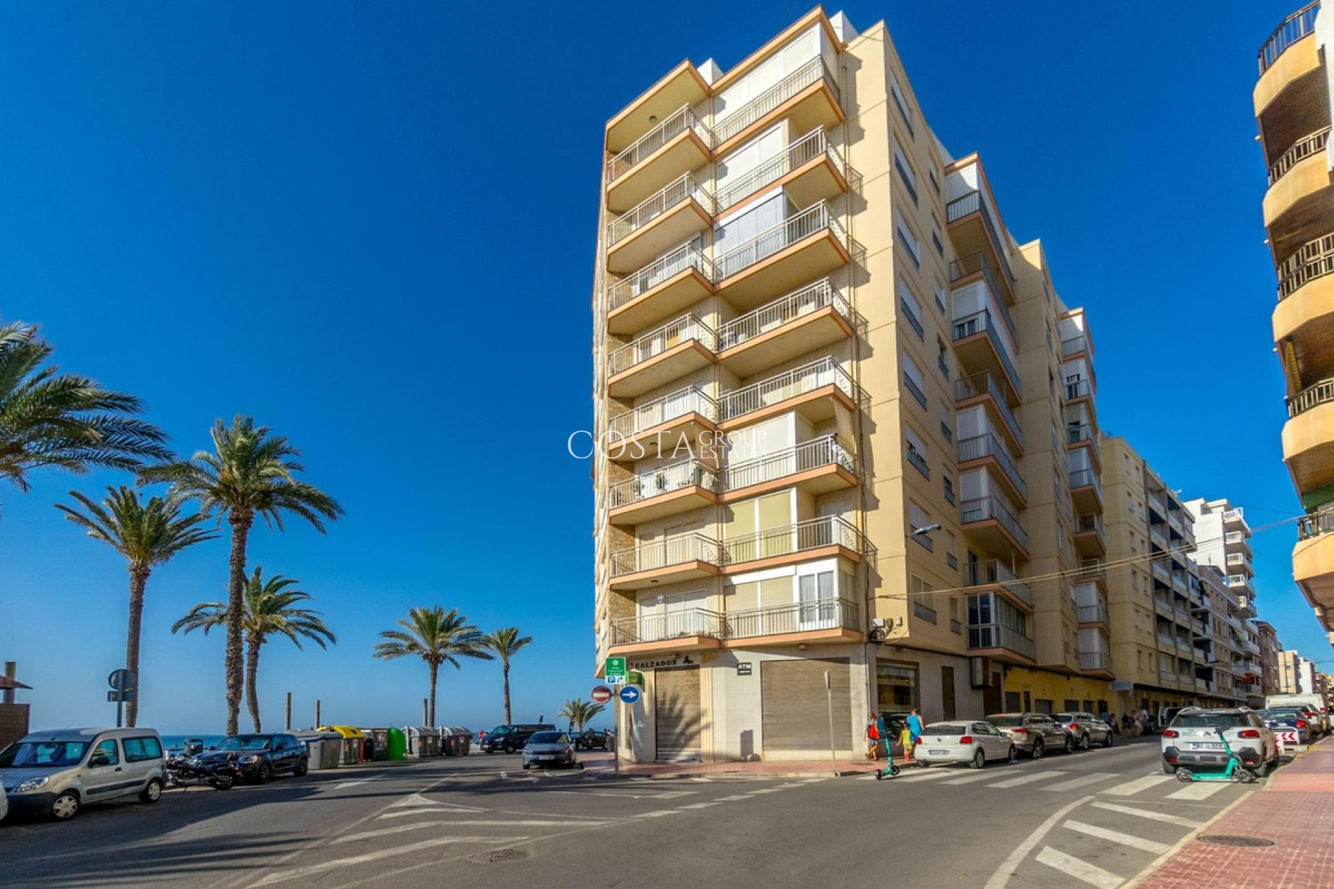 Resale - Apartments -
Torrevieja - Playa del Cura