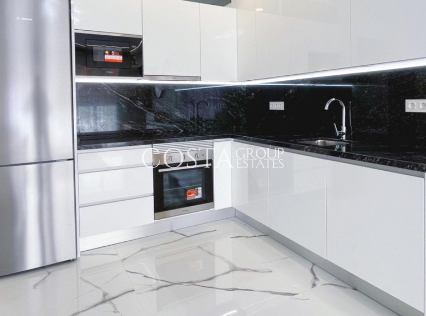 Resale - Apartments -
Torrevieja - Playa del Cura