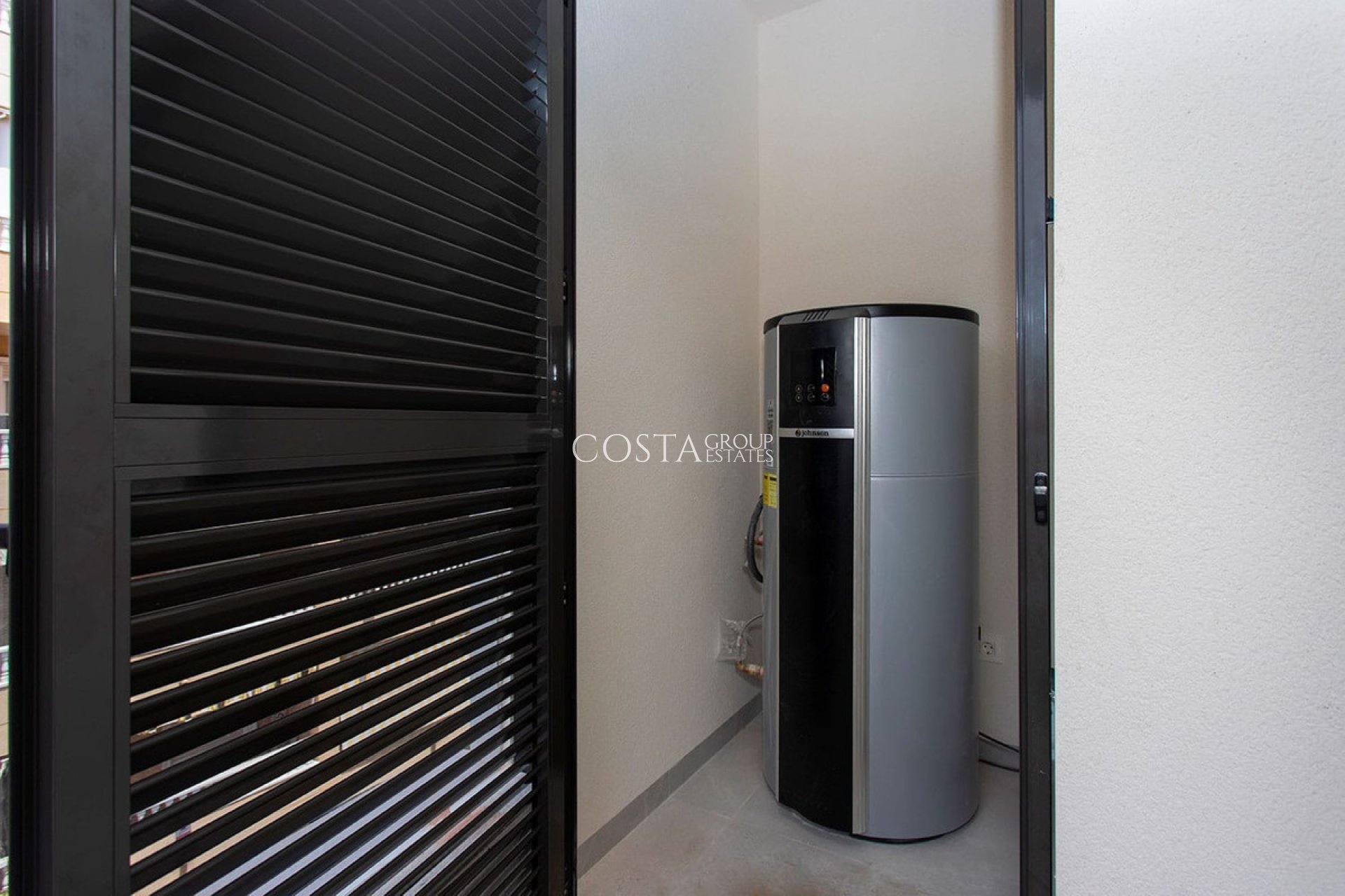 Resale - Apartments -
Torrevieja - Playa del Cura