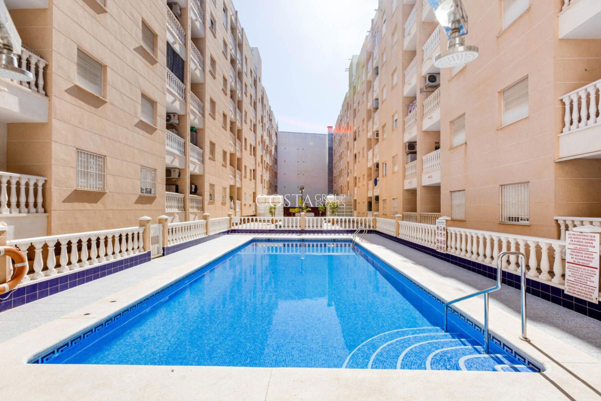 Resale - Apartments -
Torrevieja - Playa del Cura