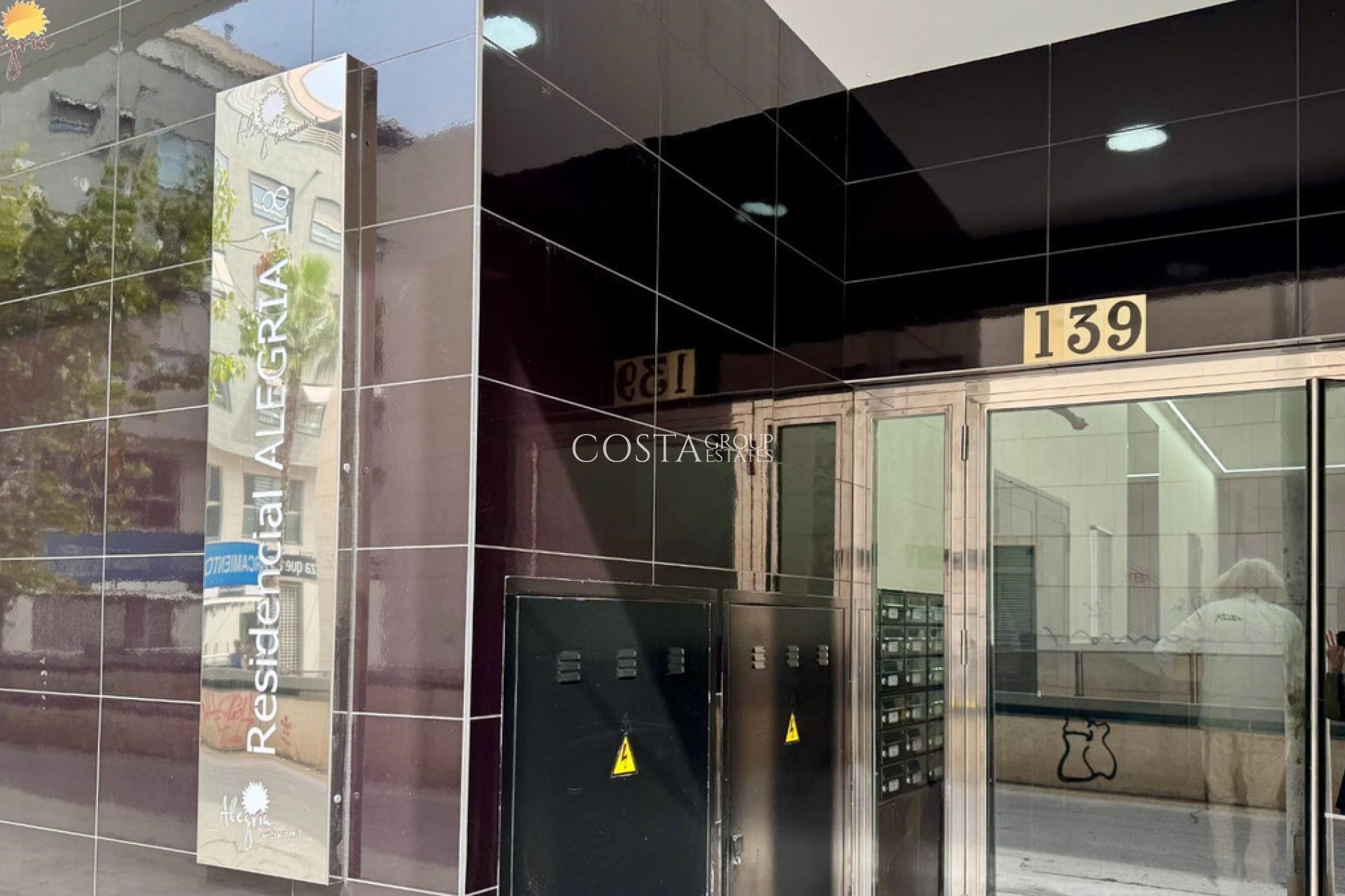 Resale - Apartments -
Torrevieja - Torrevieja Centro