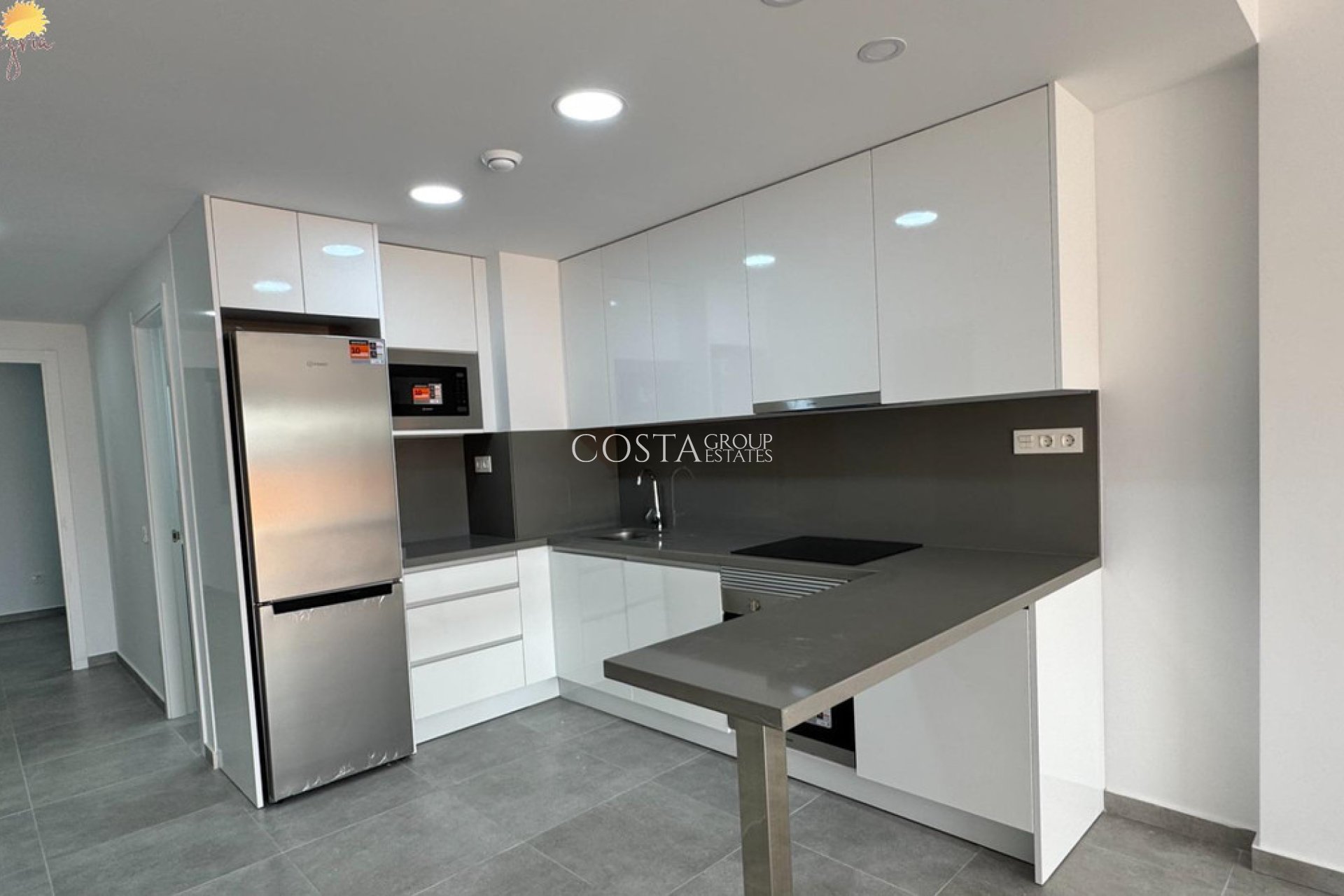 Resale - Apartments -
Torrevieja - Torrevieja Centro