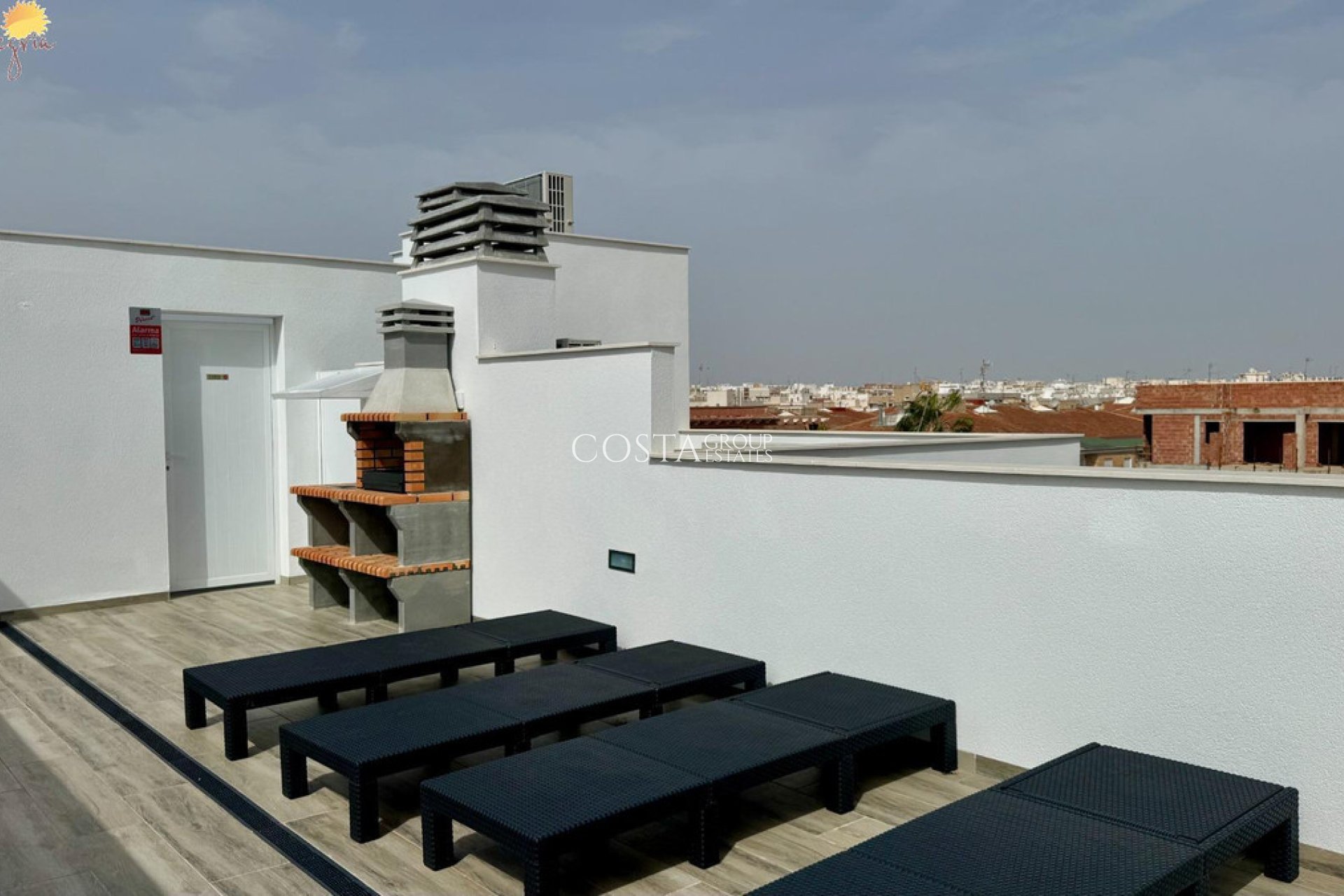 Resale - Apartments -
Torrevieja - Torrevieja Centro