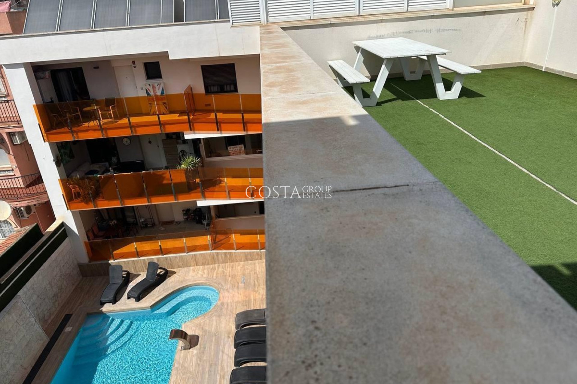Resale - Apartments -
Torrevieja - Torrevieja Centro