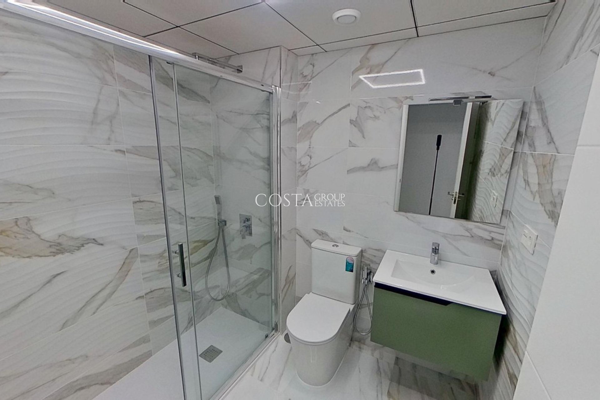 Resale - Apartments -
Torrevieja - Torrevieja Centro
