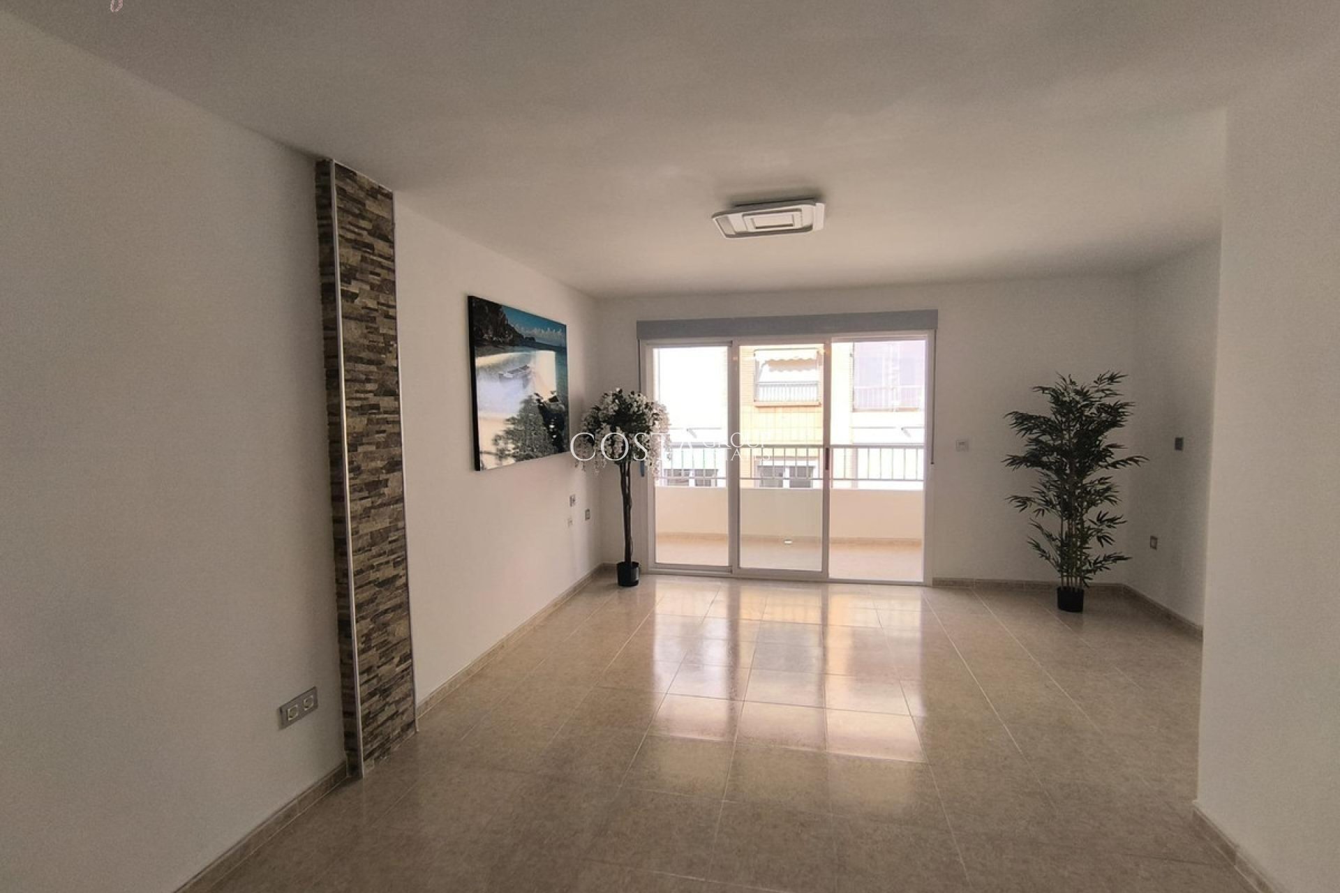 Resale - Apartments -
Torrevieja - Torrevieja Centro