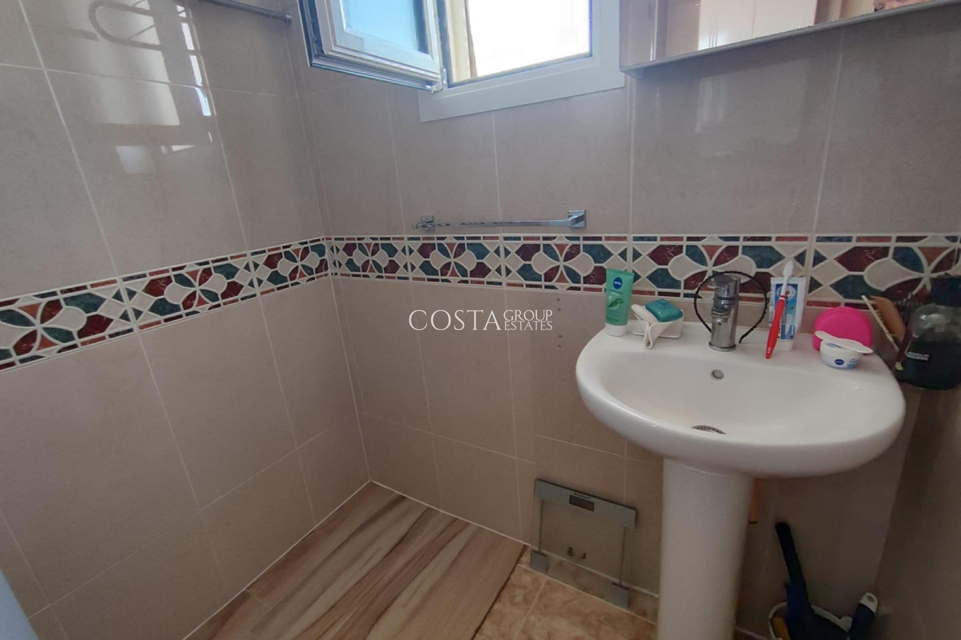 Resale - Apartments -
Torrevieja - Torrevieja Centro