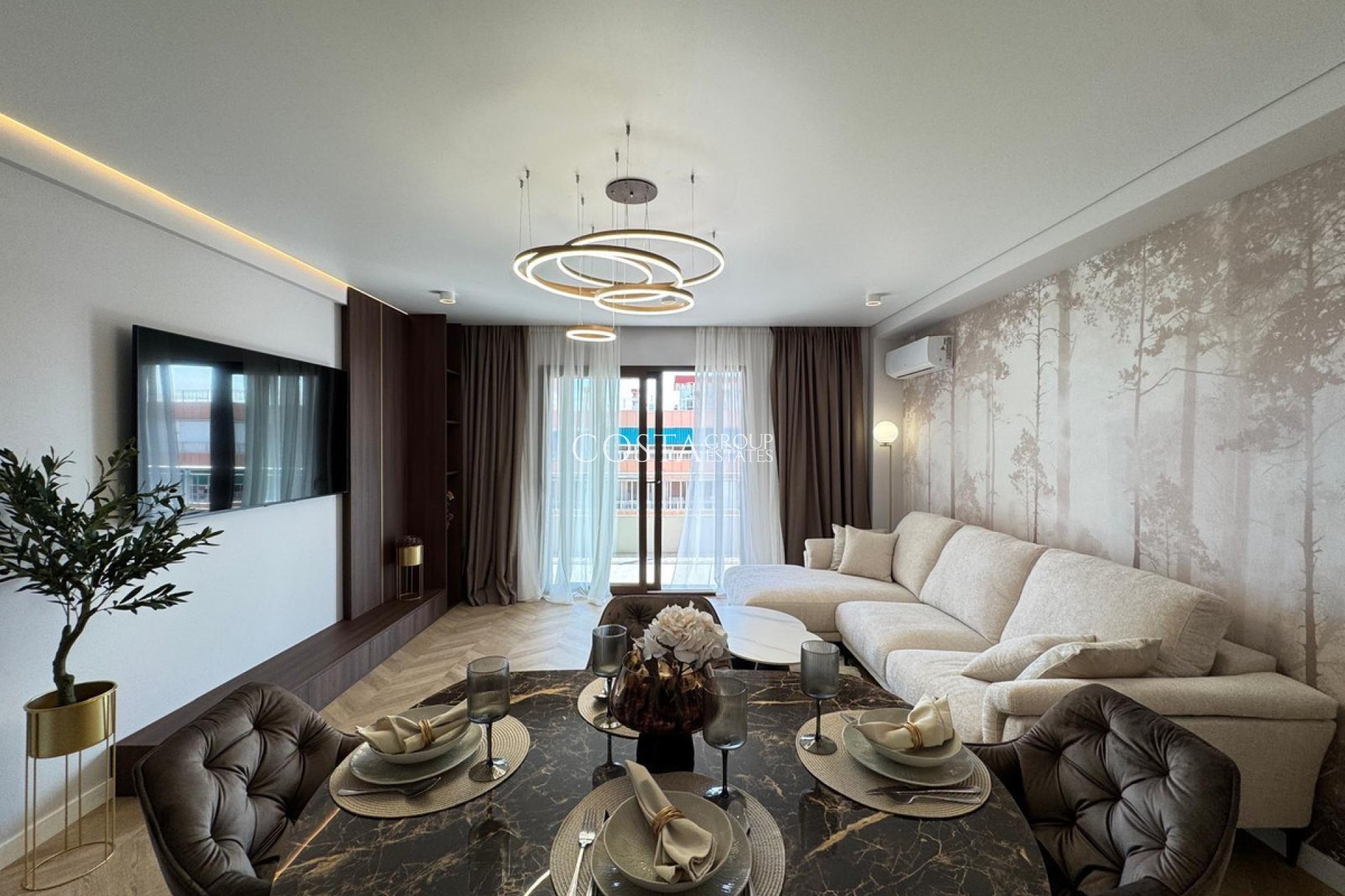 Resale - Apartments -
Torrevieja - Torrevieja Centro