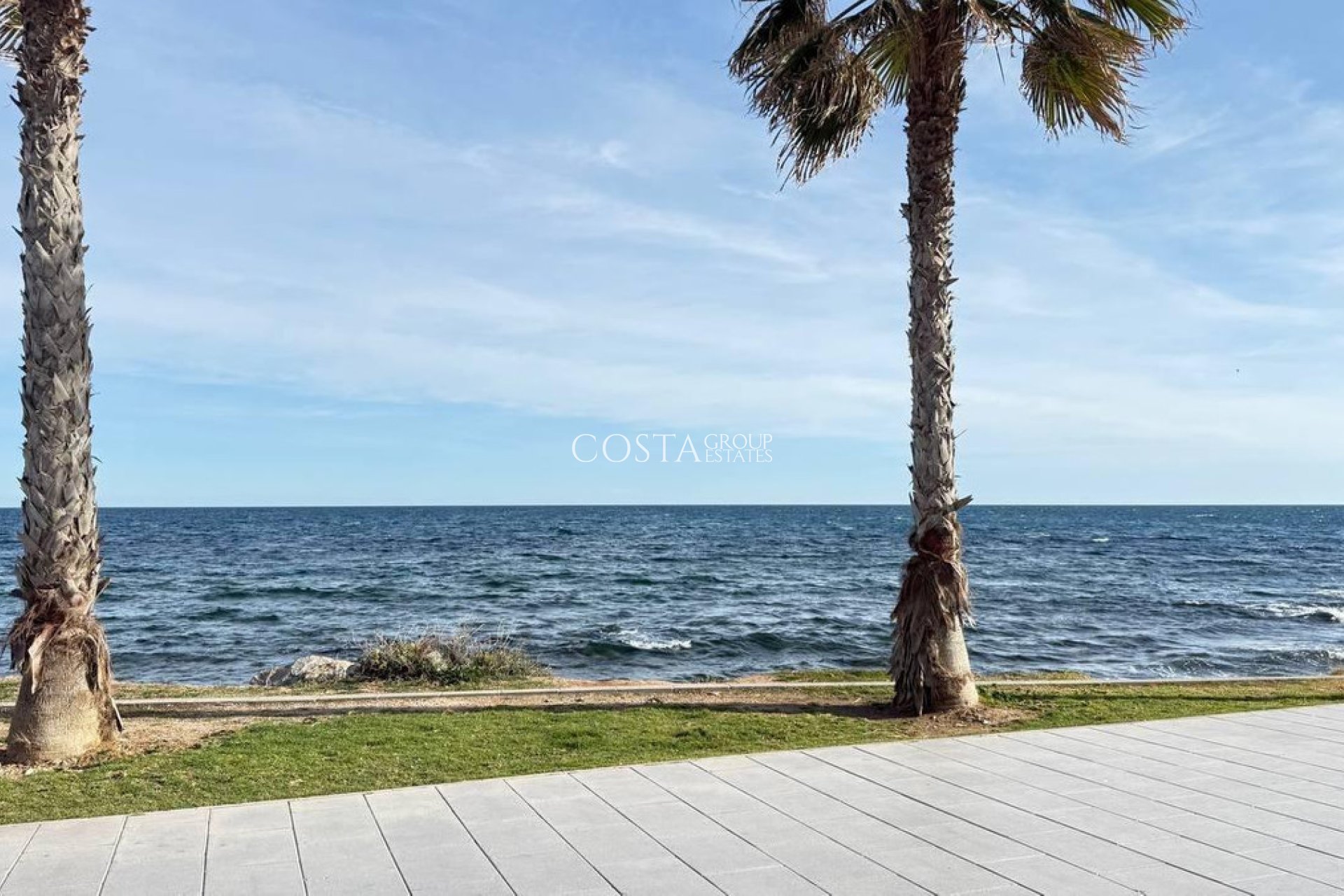 Resale - Apartments -
Torrevieja - Torrevieja Centro