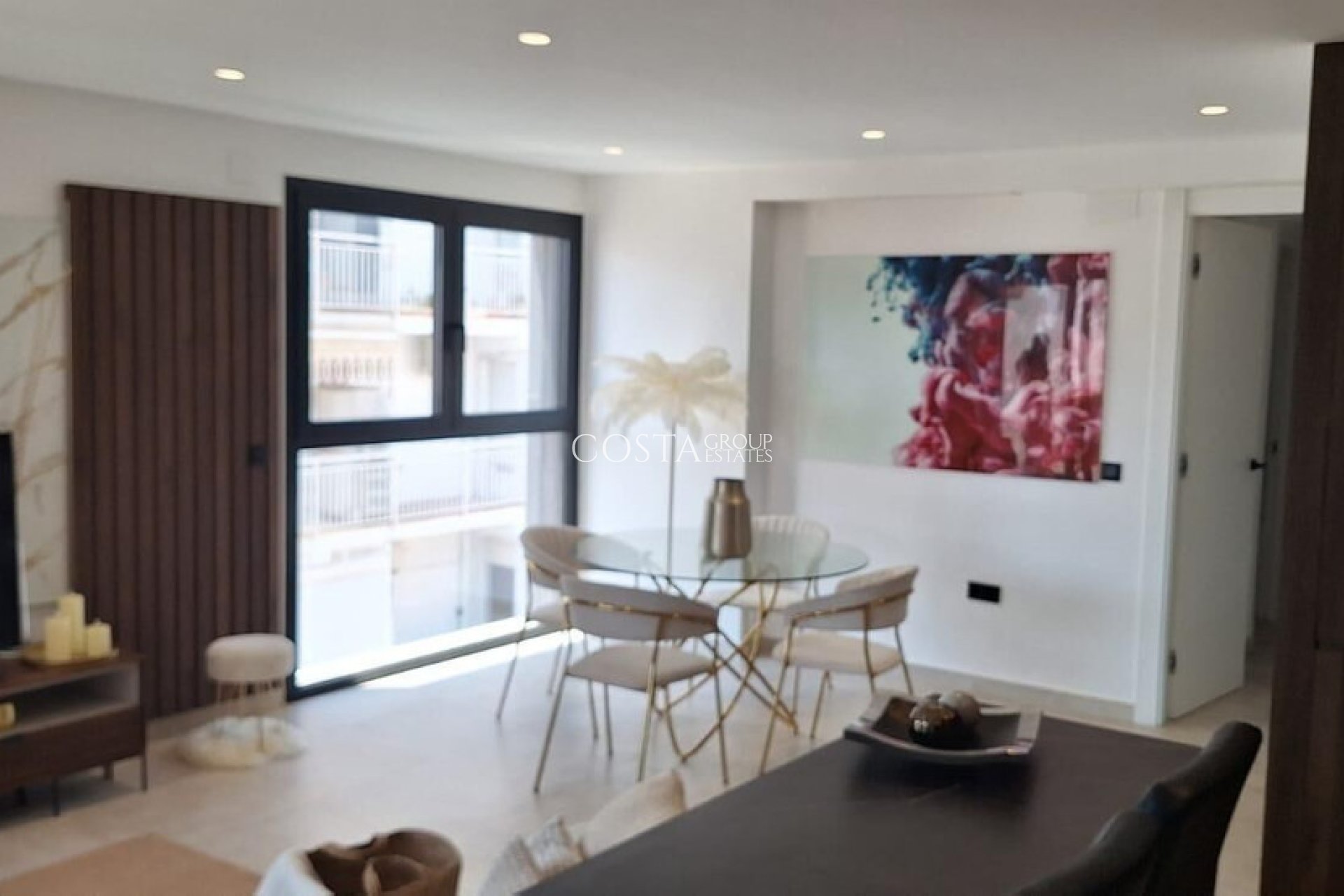 Resale - Apartments -
Torrevieja - Torrevieja Centro