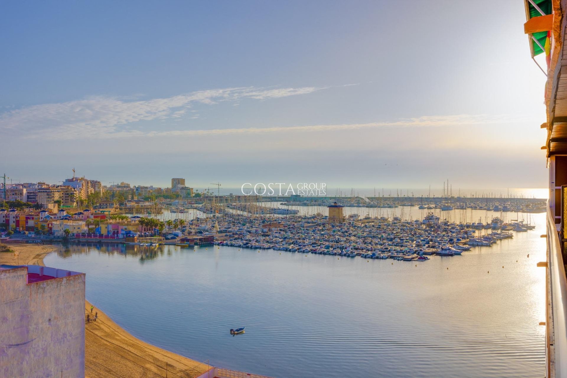 Resale - Apartments -
Torrevieja - Torrevieja Centro